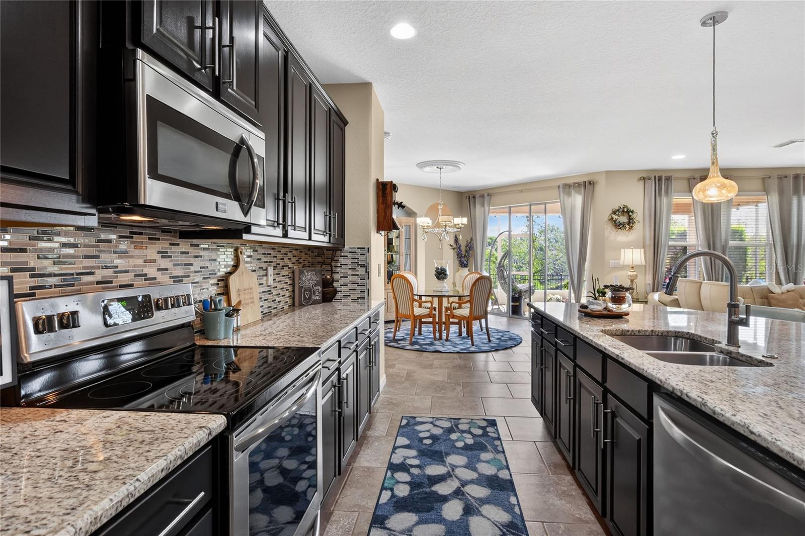 HAMPTON COVE - Residential