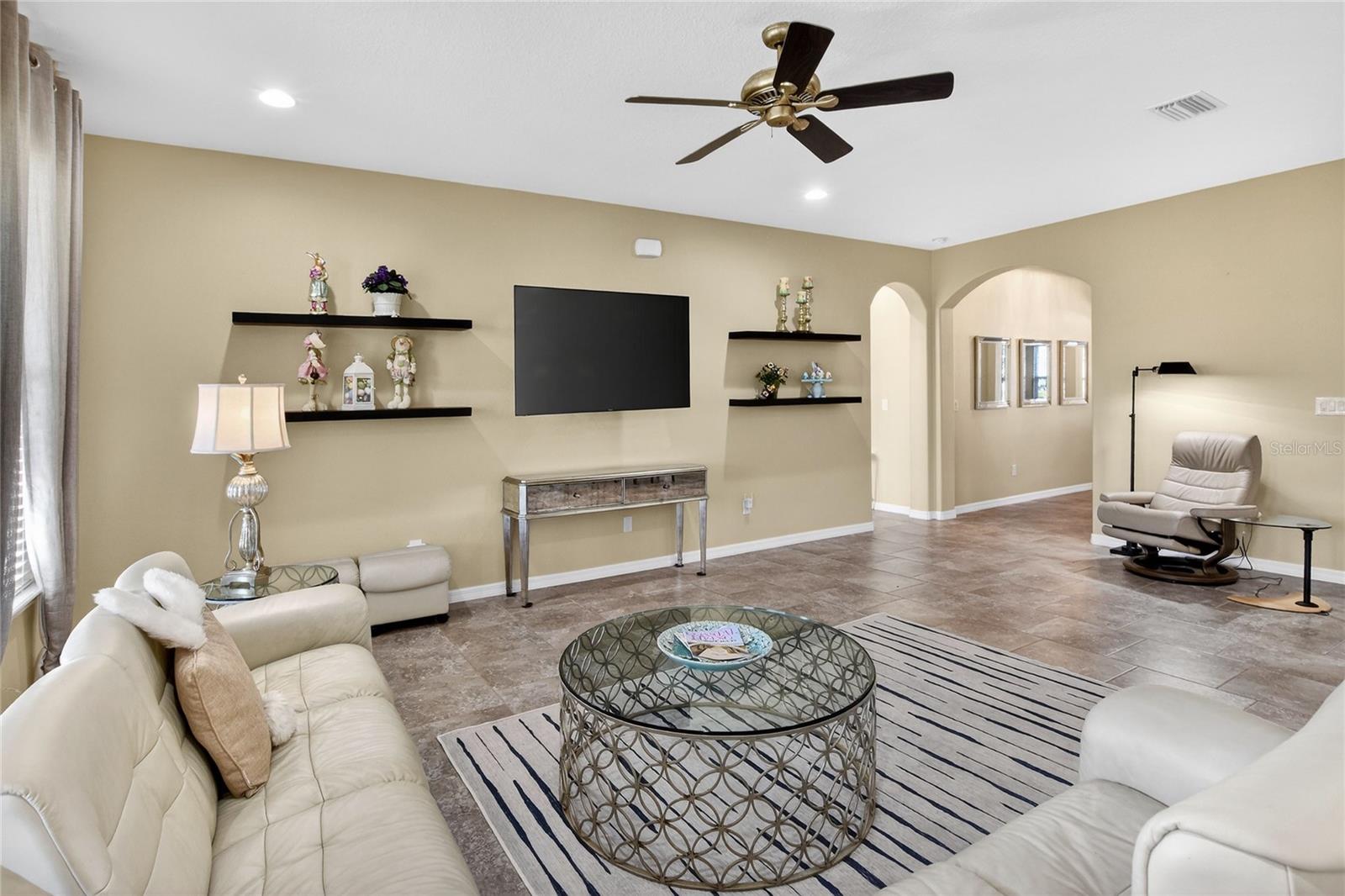 HAMPTON COVE - Residential