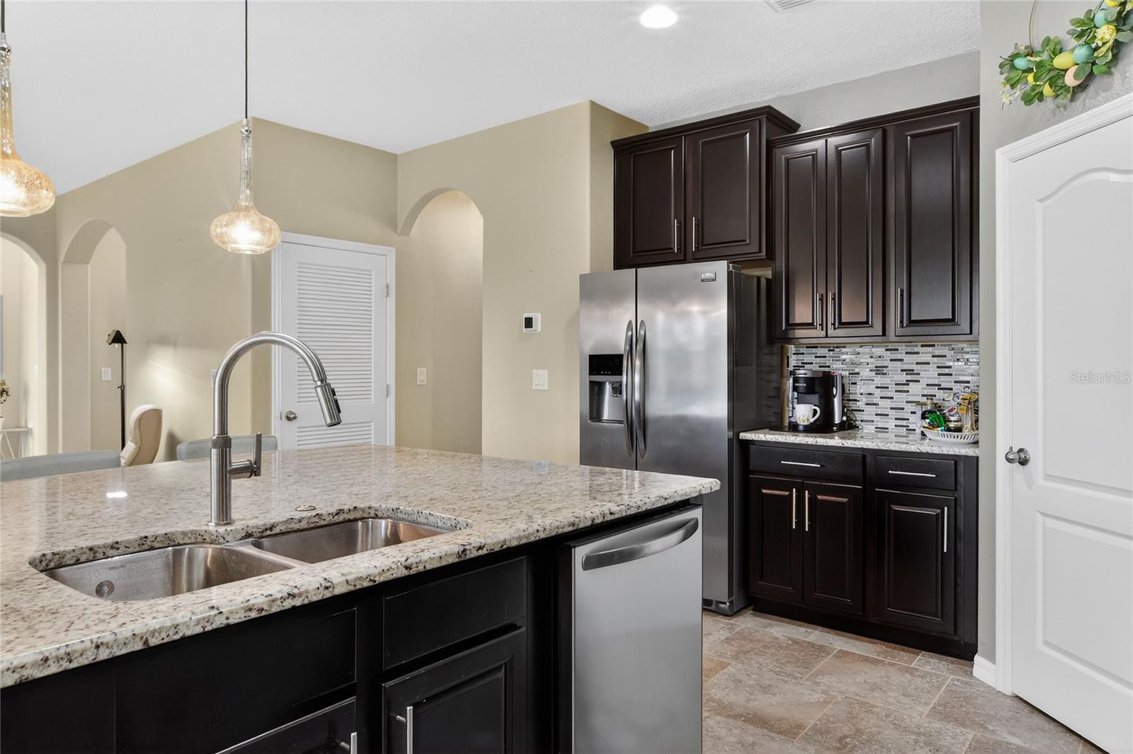 HAMPTON COVE - Residential