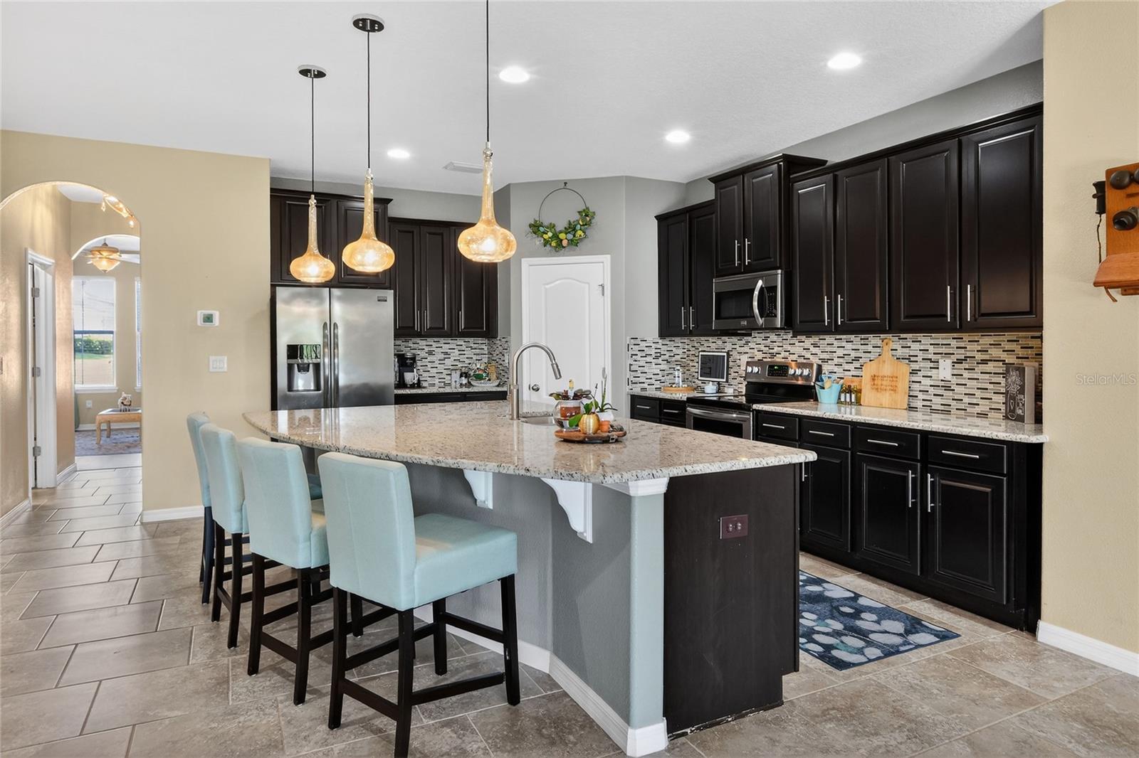 HAMPTON COVE - Residential