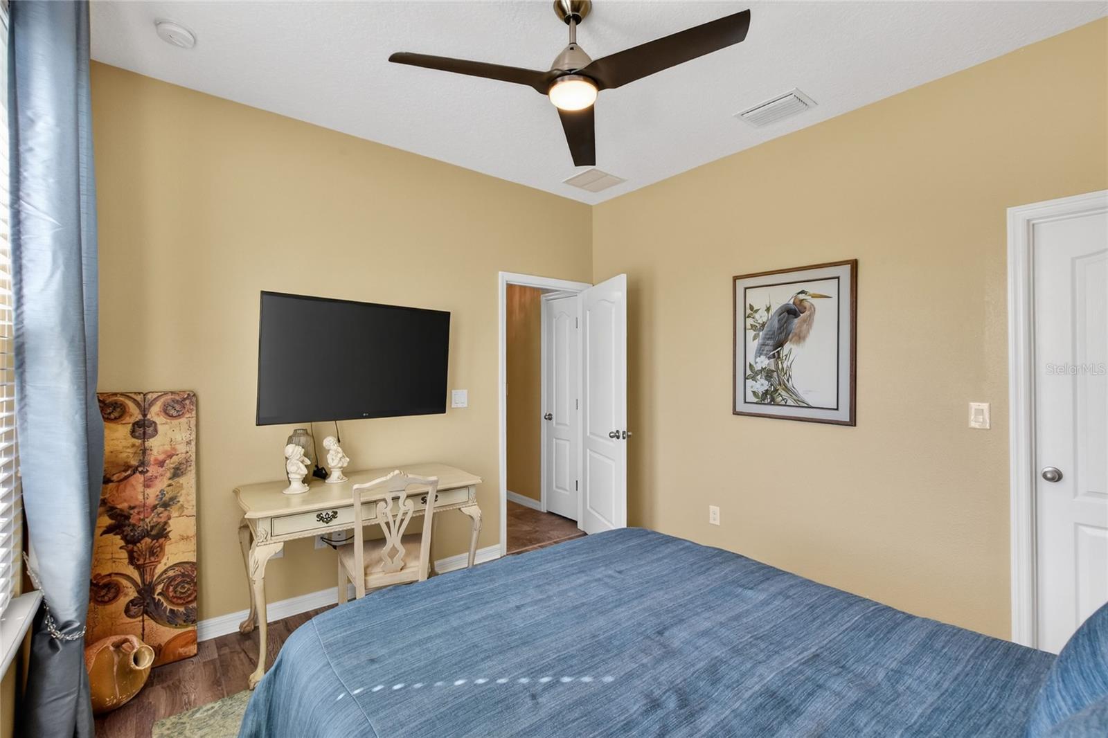 HAMPTON COVE - Residential