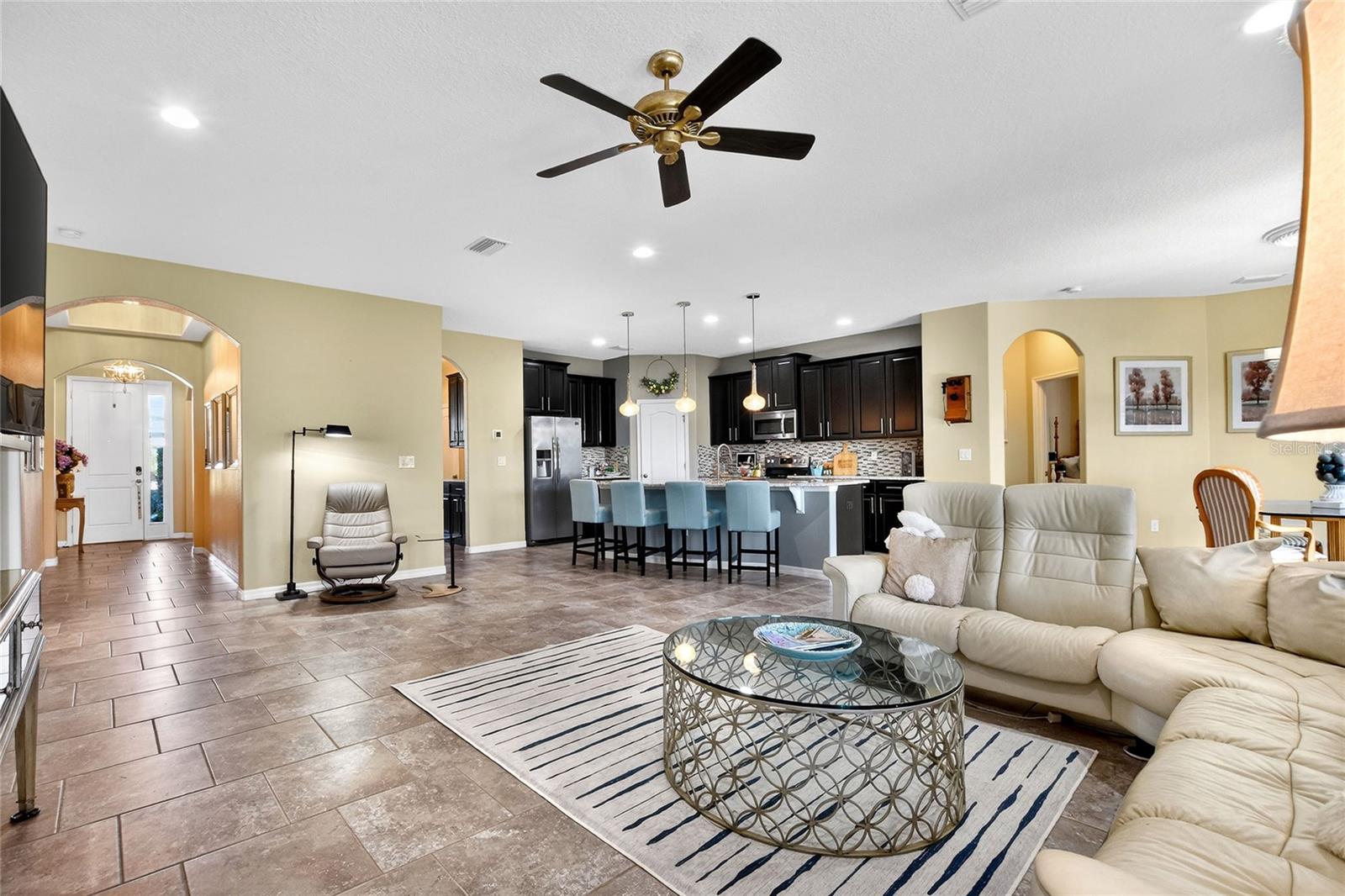 HAMPTON COVE - Residential