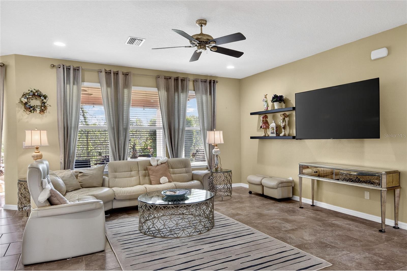 HAMPTON COVE - Residential