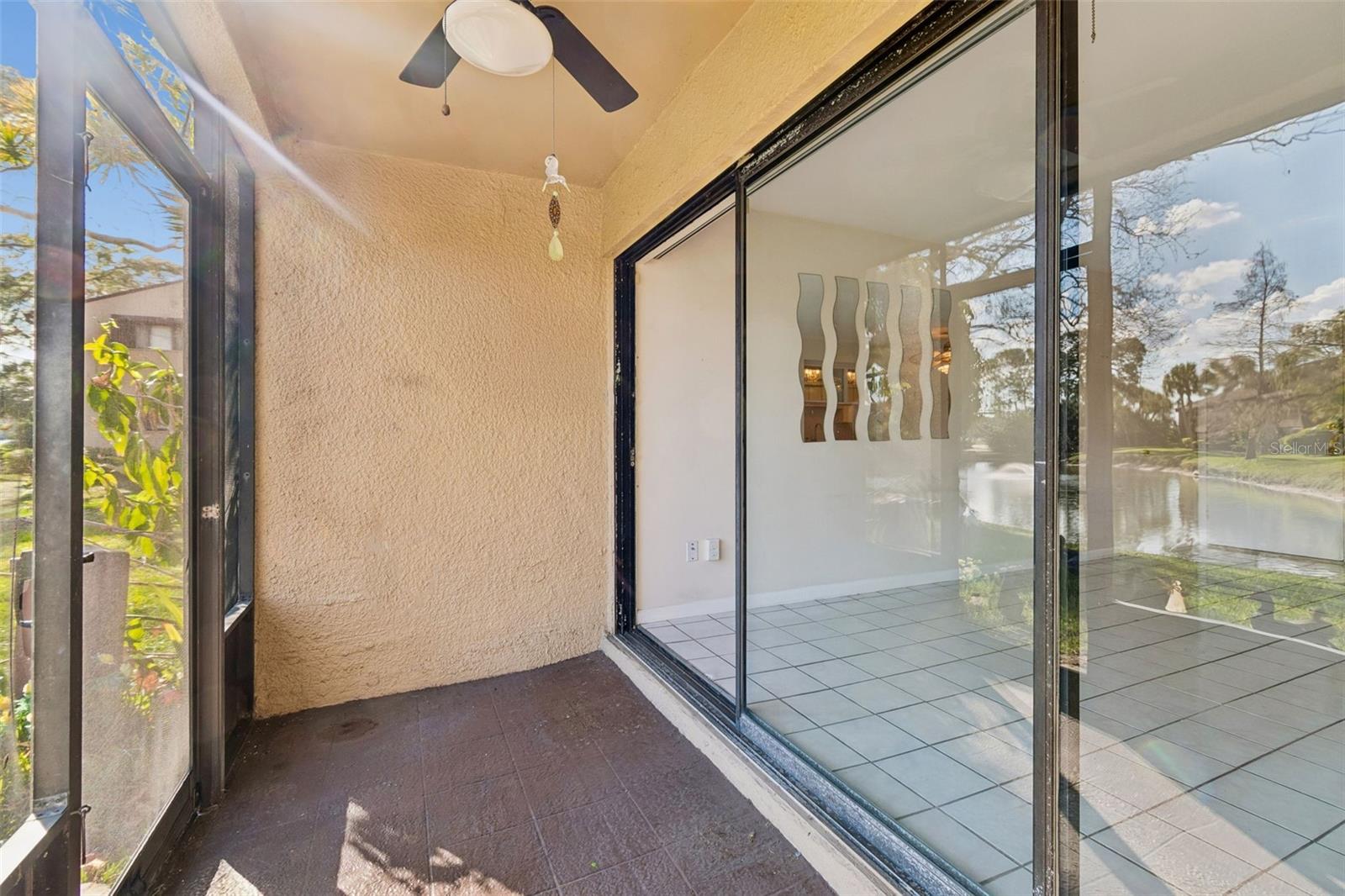 VILLAGE LAKE - Residential