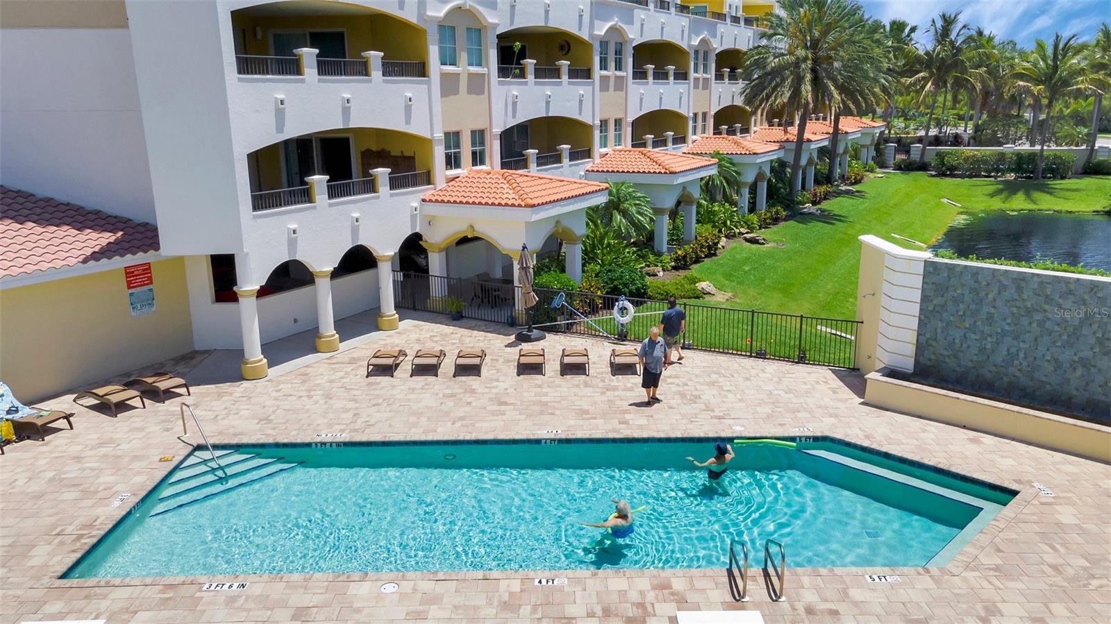 THE PALMS AT RIVIERA DUNES PH I - Residential Lease