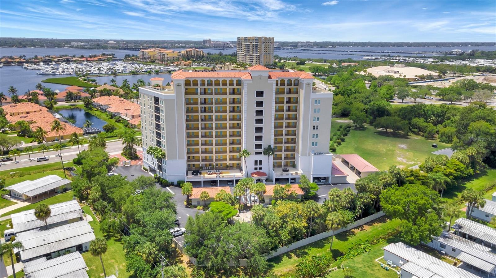 THE PALMS AT RIVIERA DUNES PH I - Residential Lease