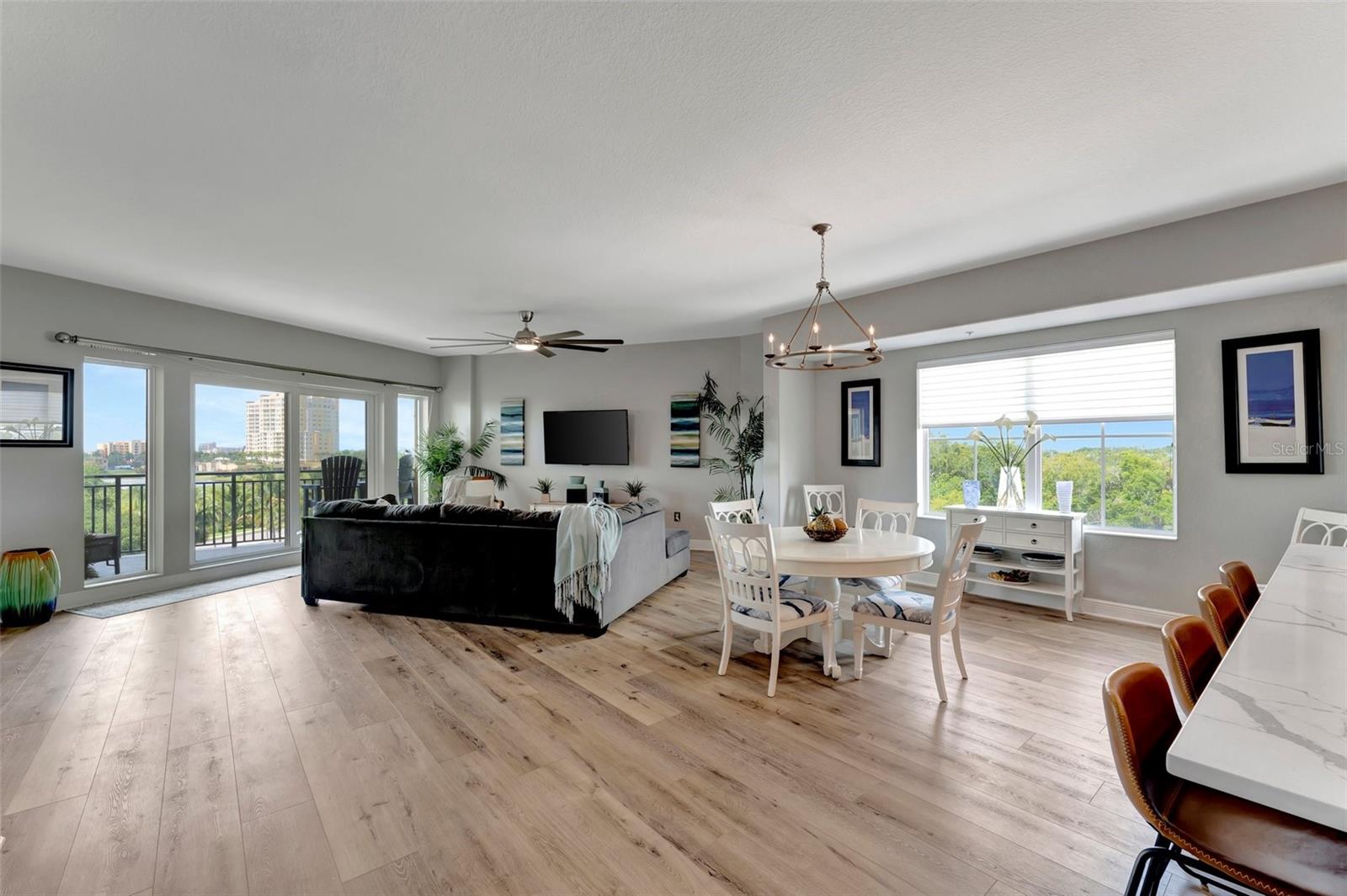 THE PALMS AT RIVIERA DUNES PH I - Residential Lease