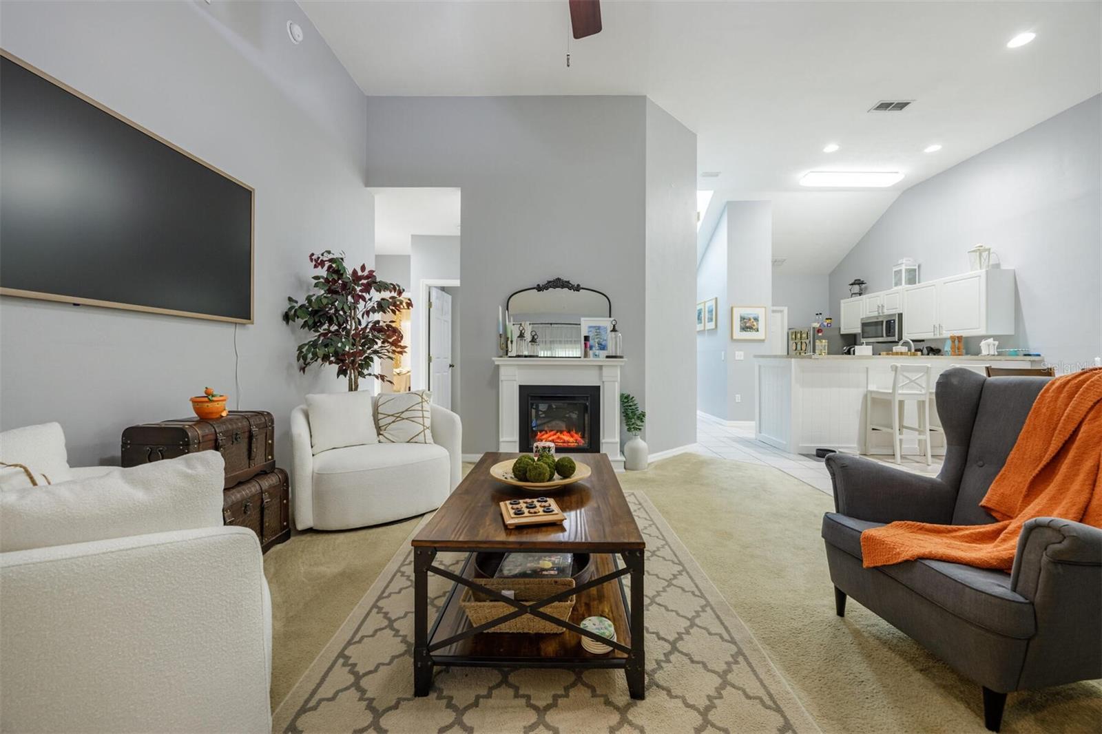 GREENS CONDOS AT WEST END - Residential