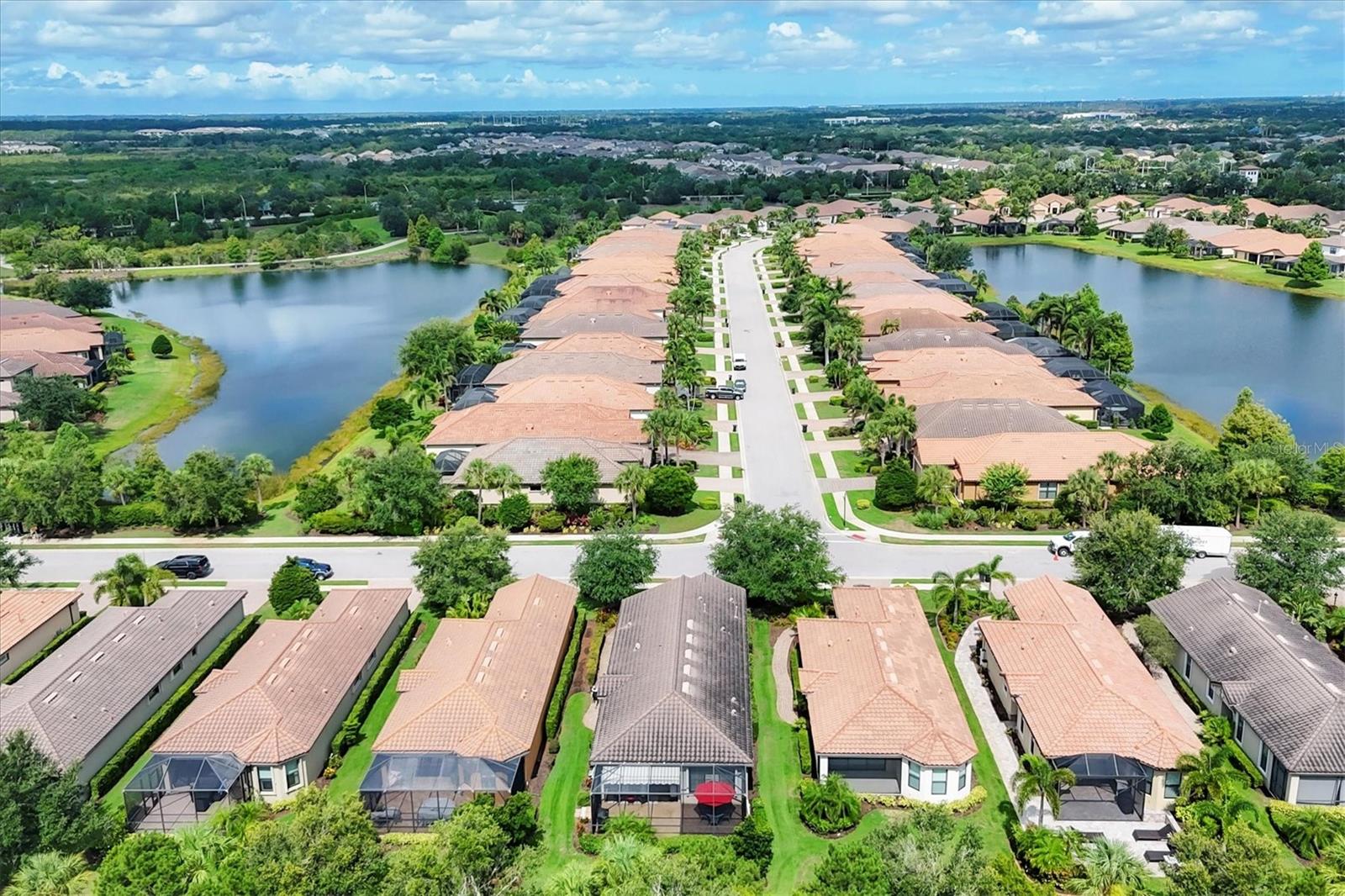 ESPLANADE PH II - Residential