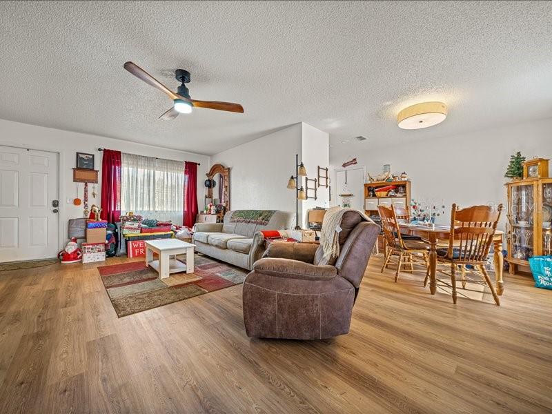 543 SILVER COURSE COURT