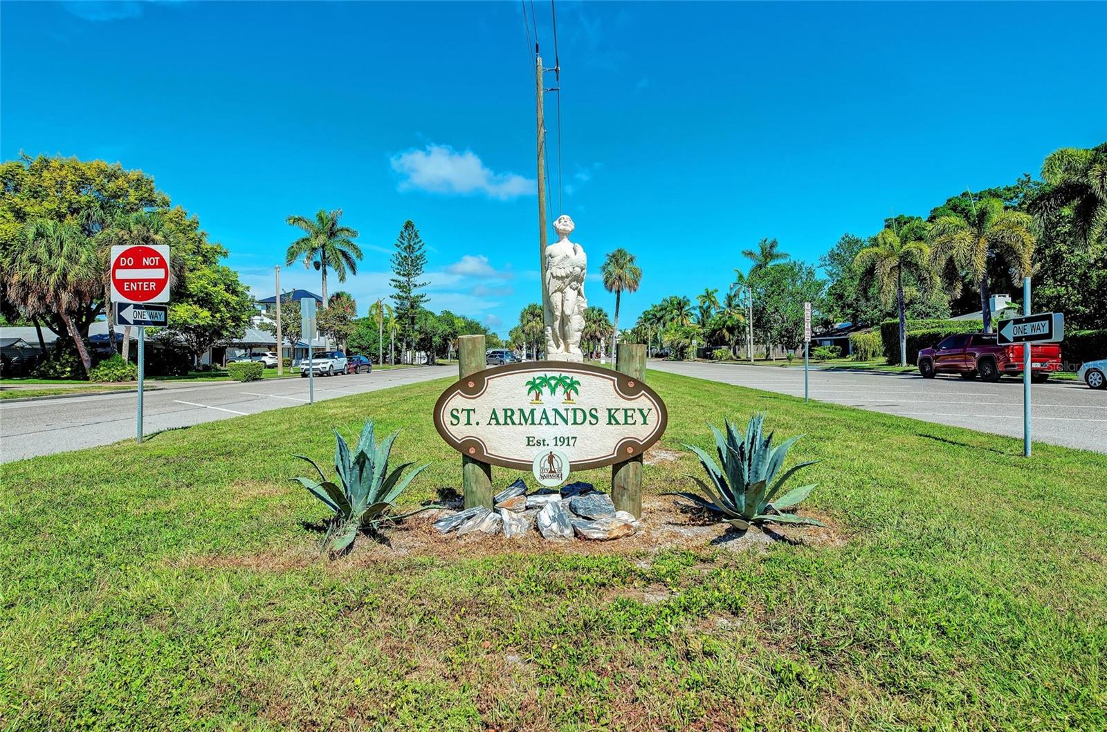 SEASIDE OF LONGBOAT - Residential