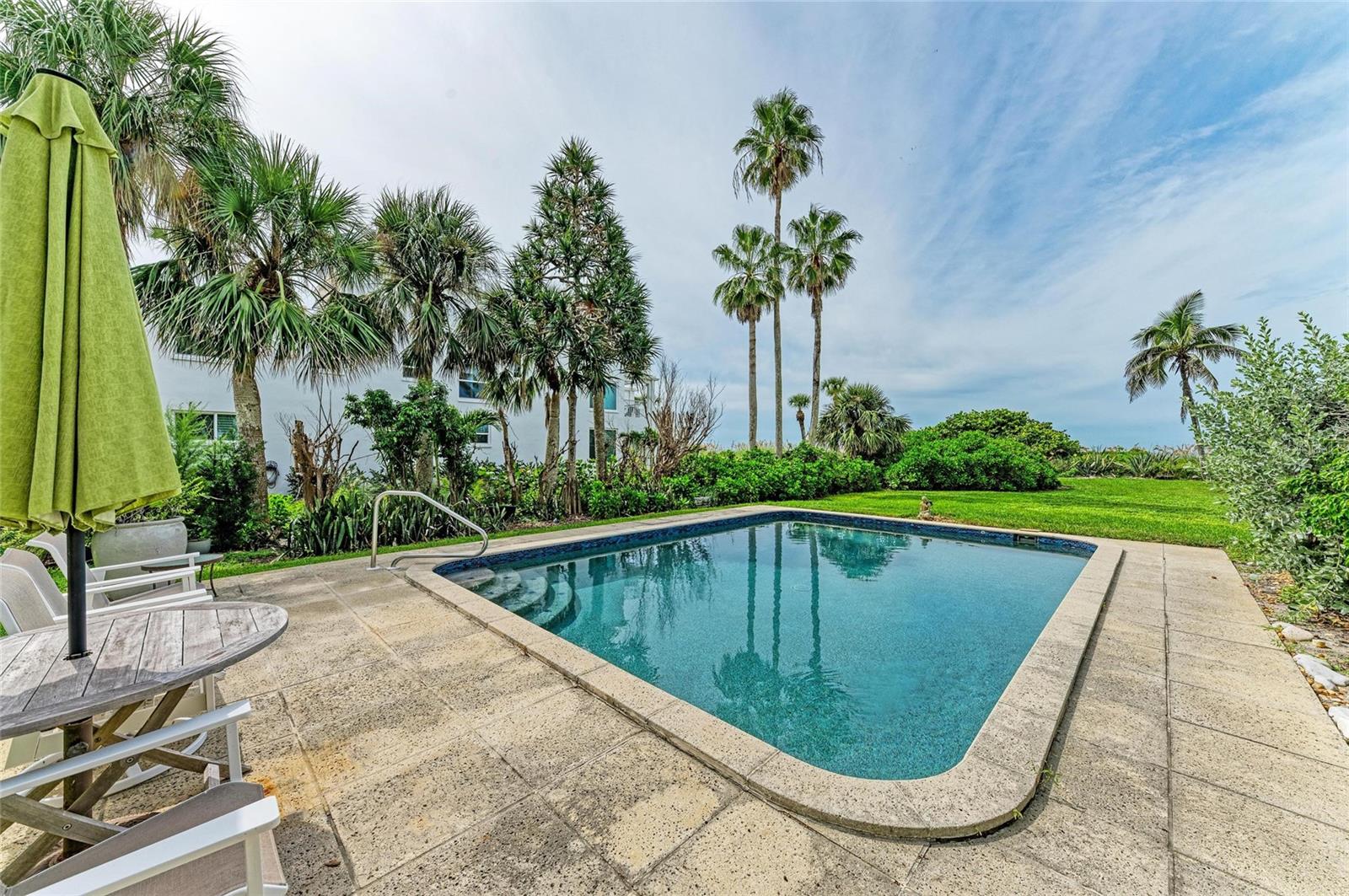 SEASIDE OF LONGBOAT - Residential