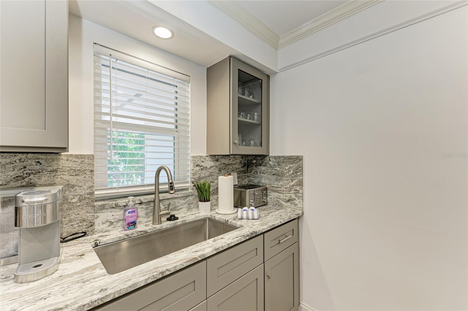 SEAGRAPE INN - Residential