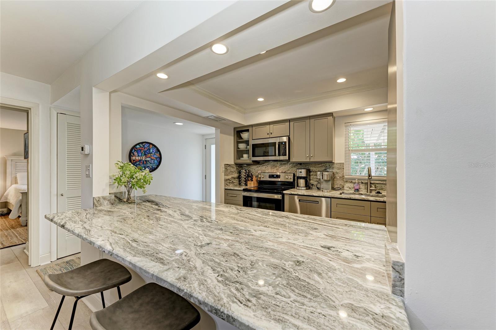 SEAGRAPE INN - Residential