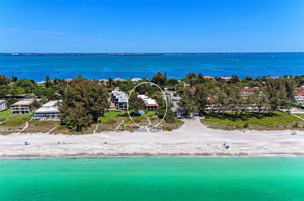 Photo of 5125 Gulf Of Mexico Drive #7, Longboat Key, FL 34228 (MLS # N6141238)