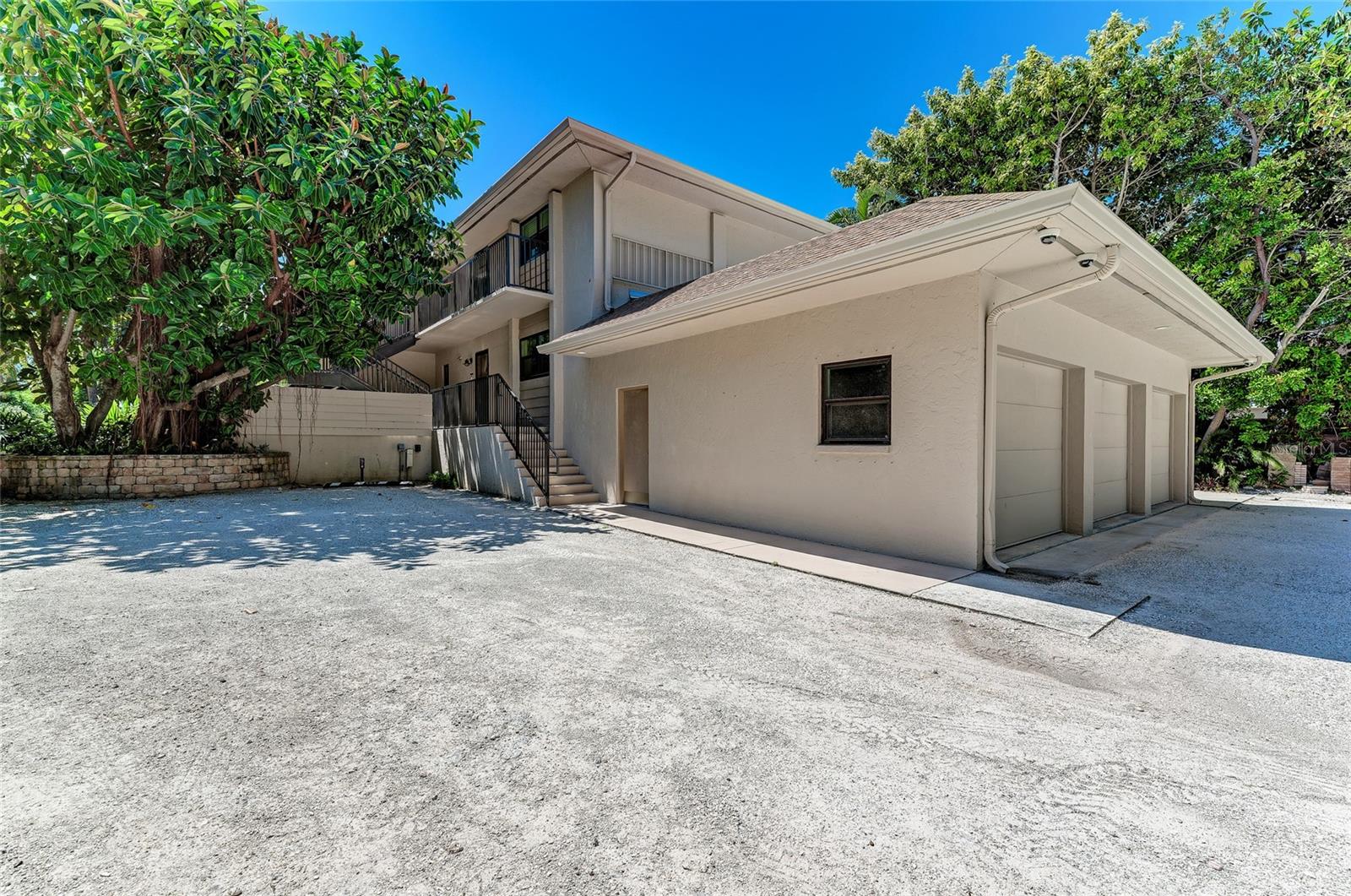 SEAGRAPE INN - Residential