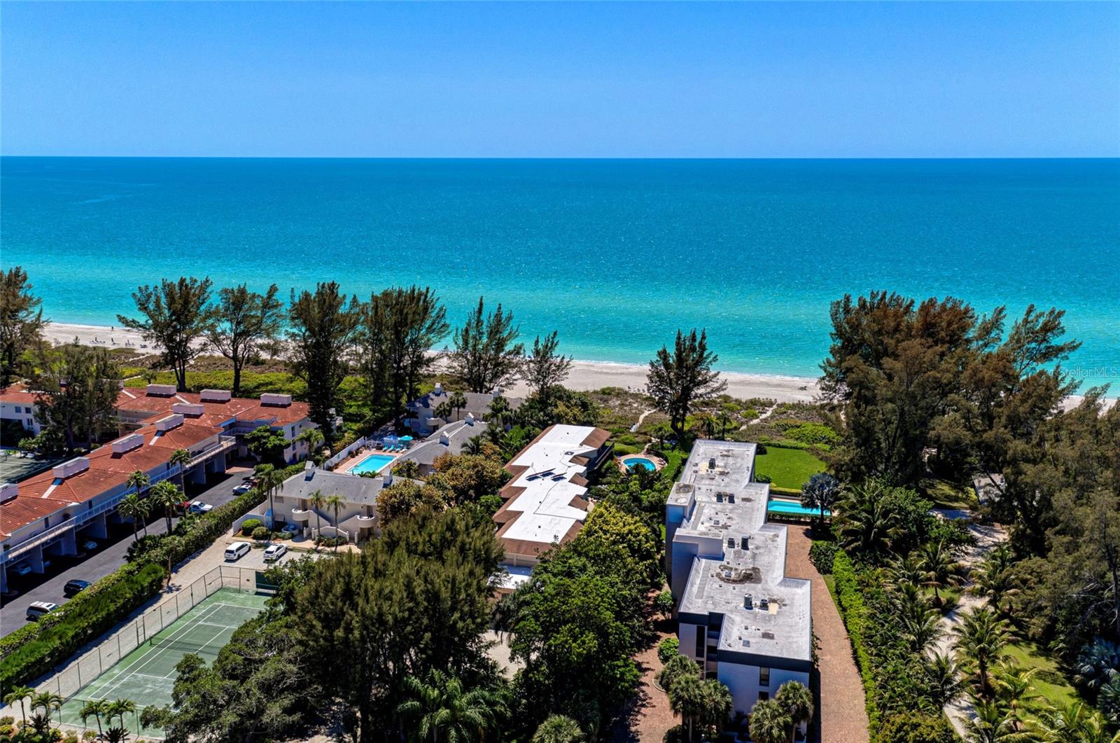 SEAGRAPE INN - Residential