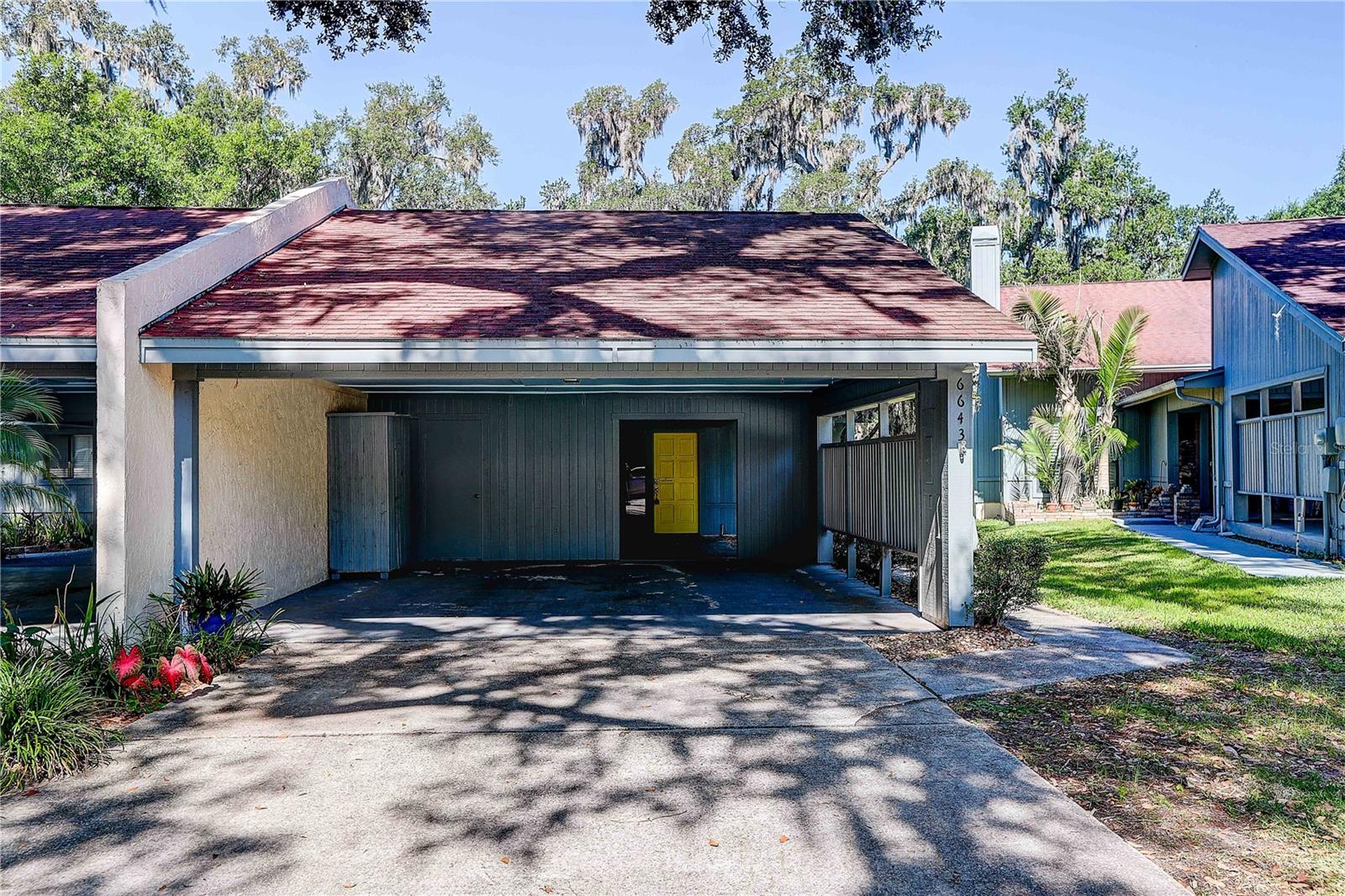BLUFFS CHRISTINA 01 - Residential