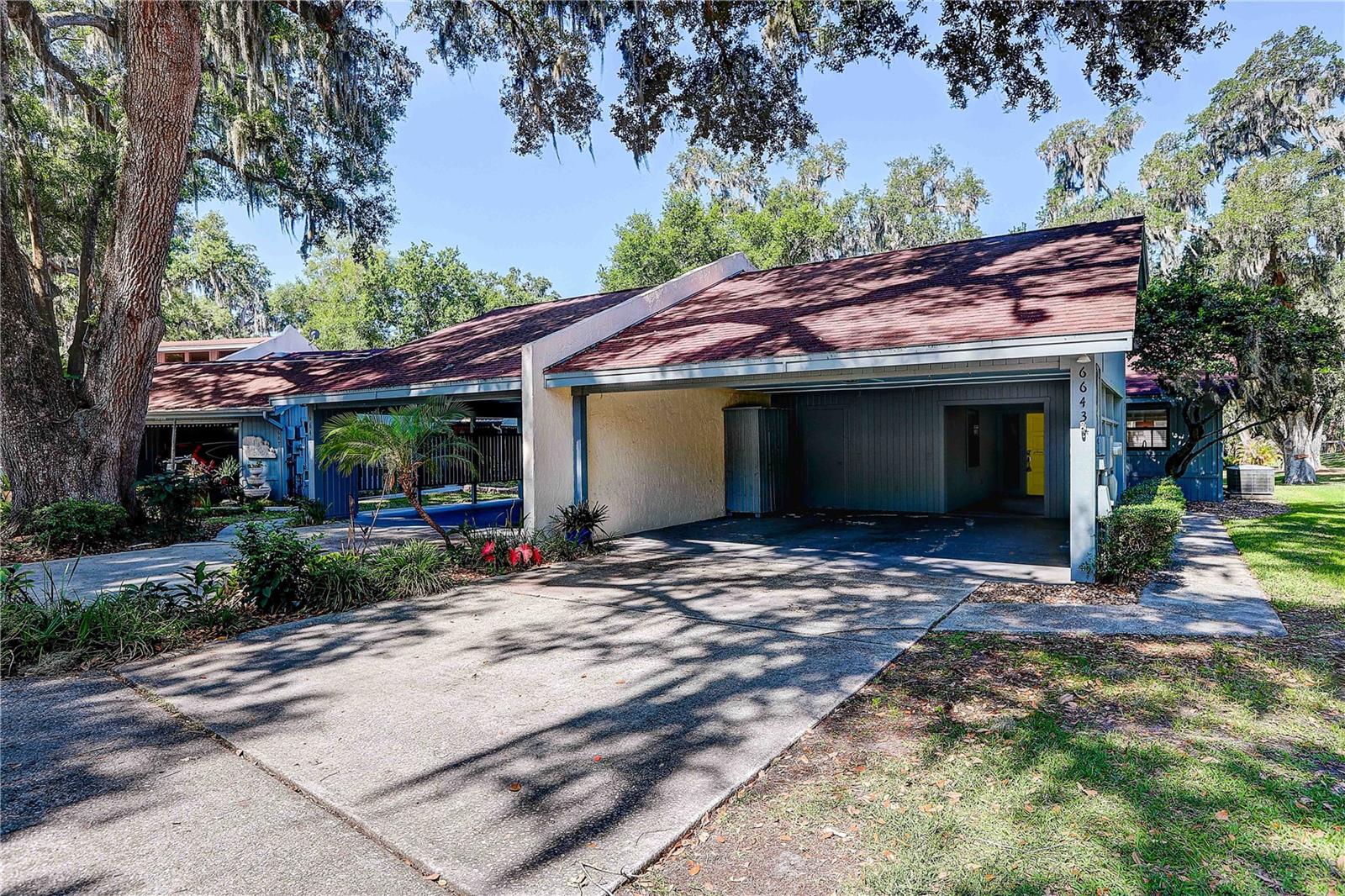 BLUFFS CHRISTINA 01 - Residential