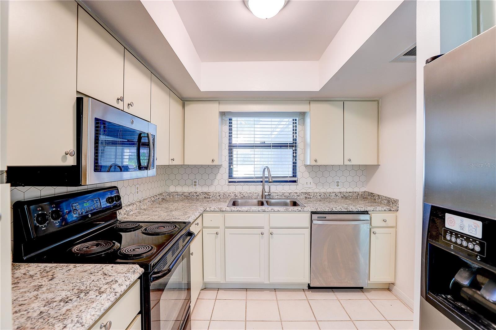 BLUFFS CHRISTINA 01 - Residential