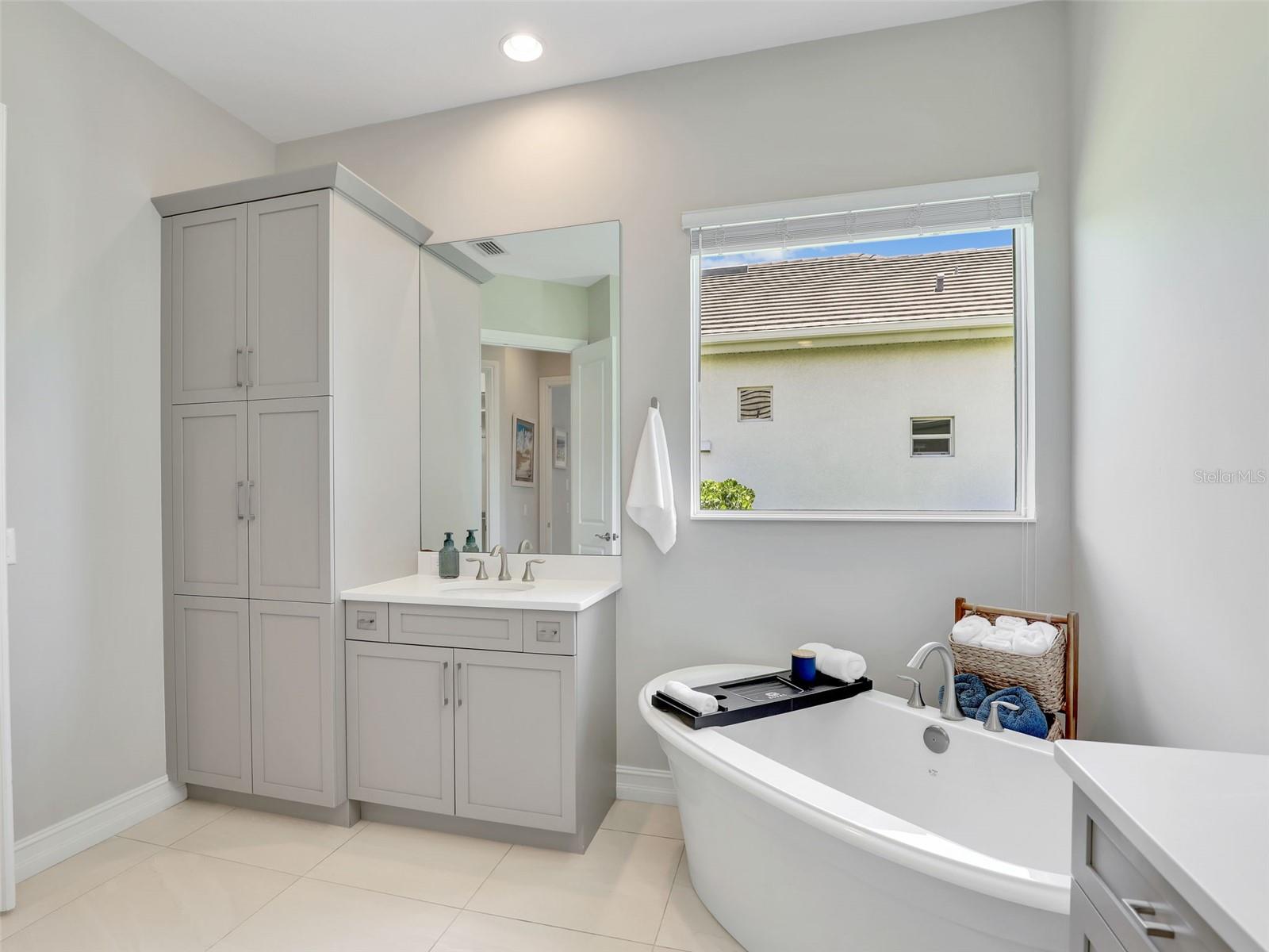 HIDDEN HARBOR ESTATES - Residential