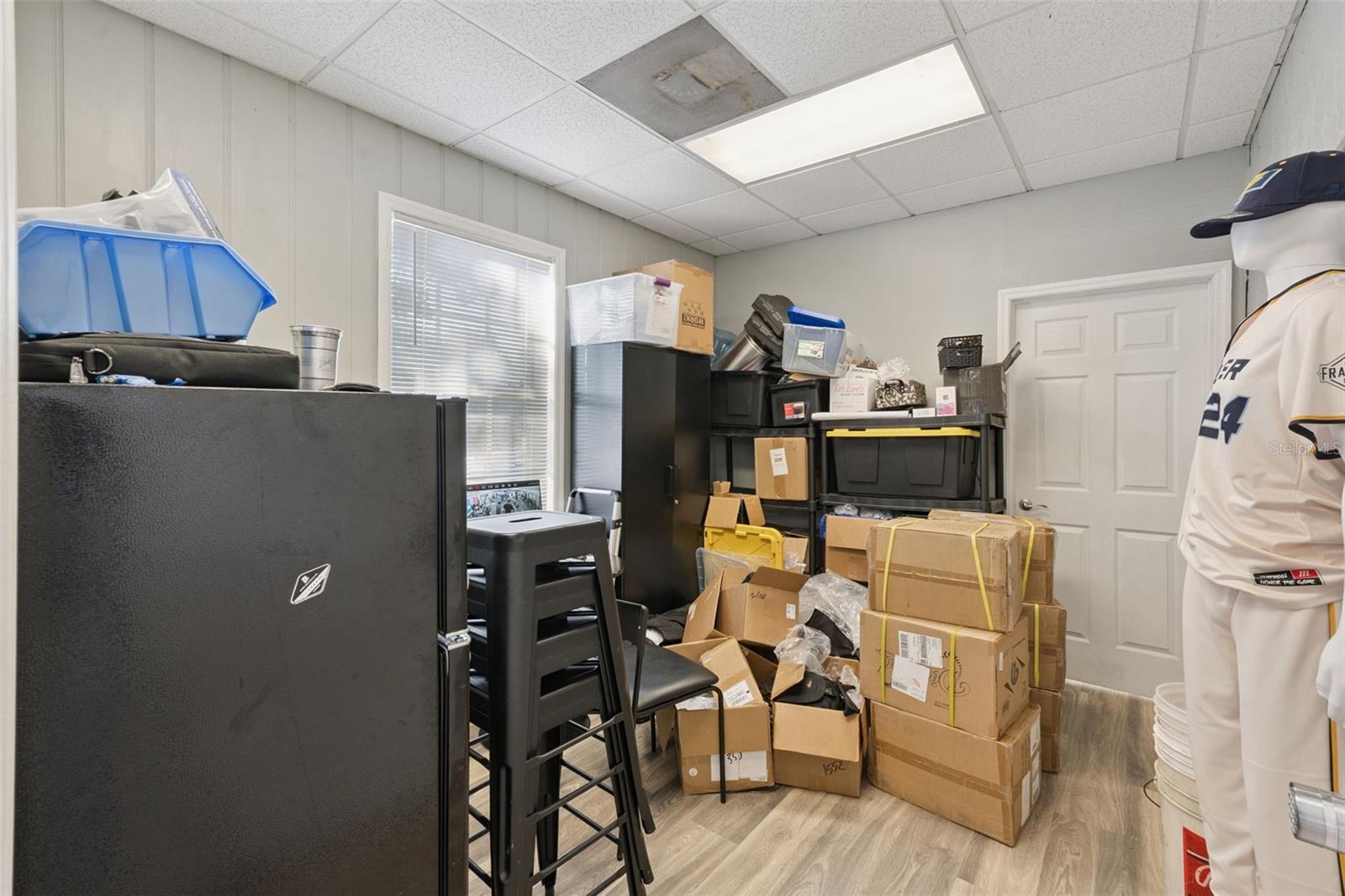 RYAN COURT - Commercial Sale