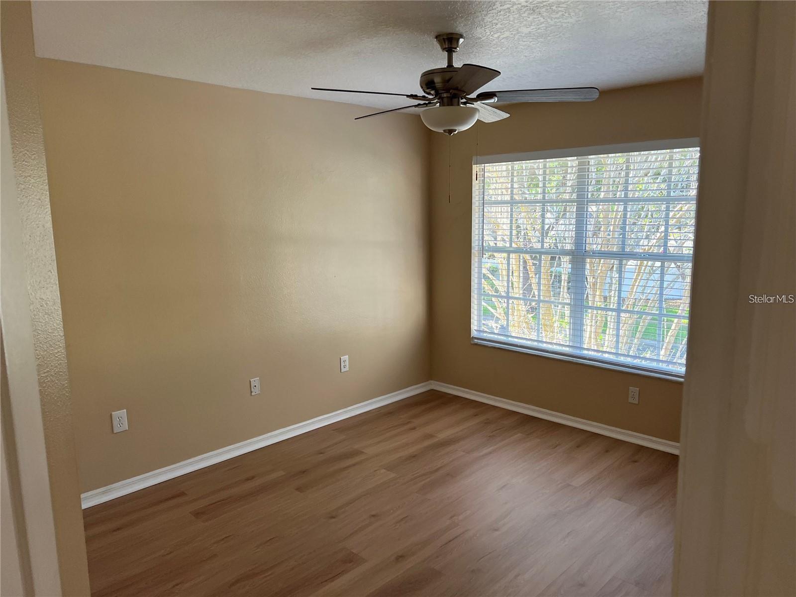 THE ESTATES AT WHITE TROUT LAK - Residential Lease