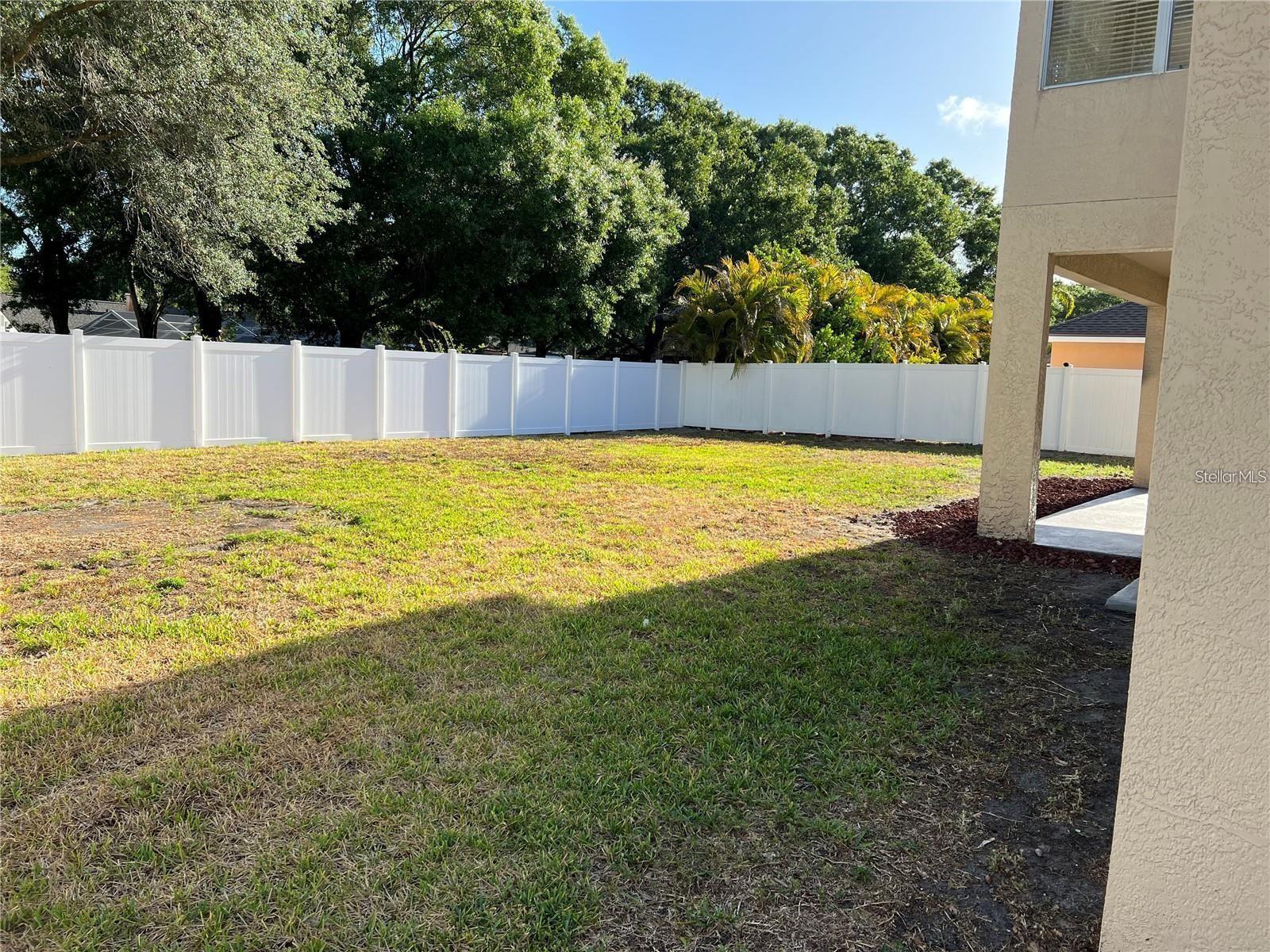 THE ESTATES AT WHITE TROUT LAK - Residential Lease