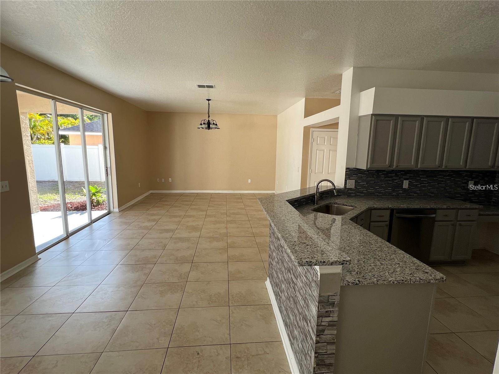 THE ESTATES AT WHITE TROUT LAK - Residential Lease