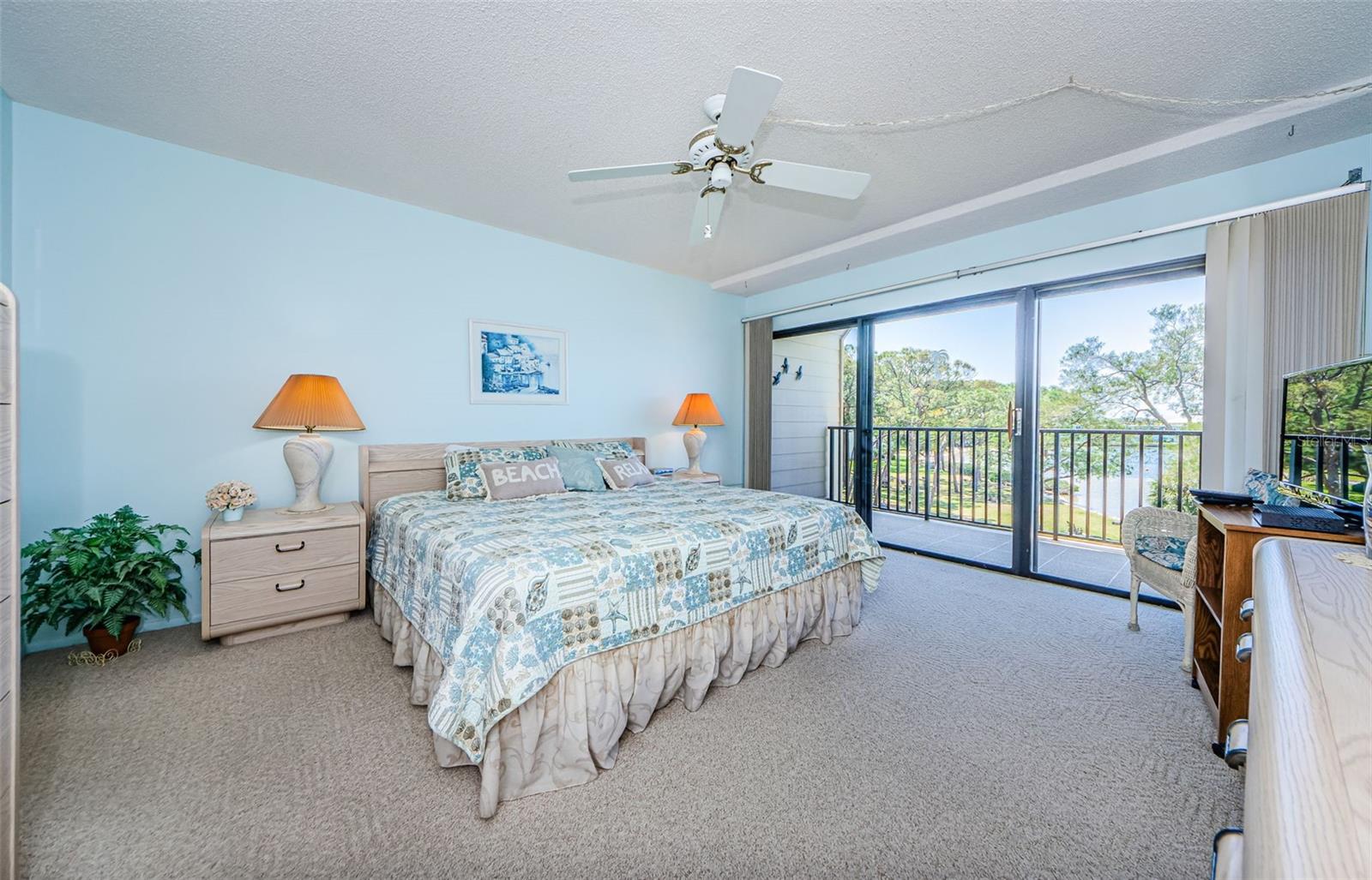 MEDITERRANEAN MANORS - Residential Lease