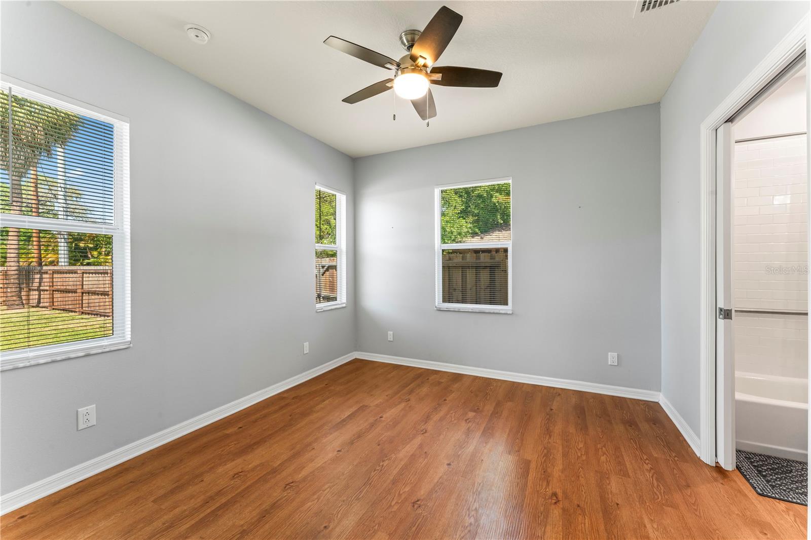 BEL MAR REV UNIT 5 - Residential Lease