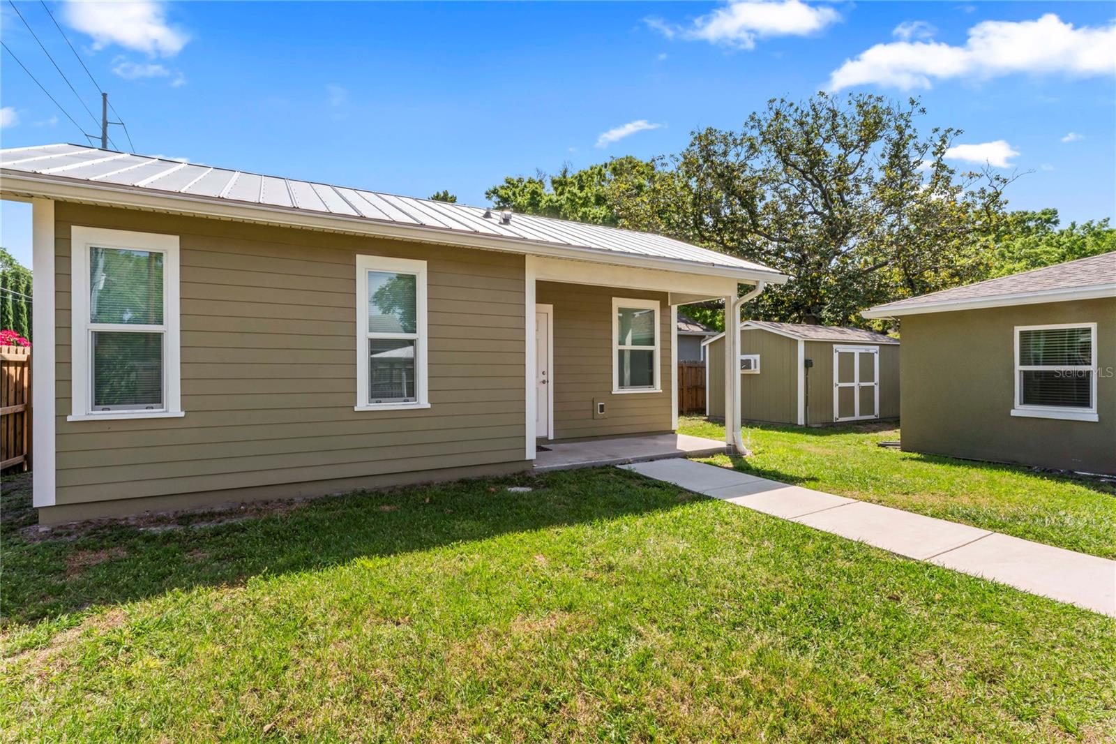 BEL MAR REV UNIT 5 - Residential Lease