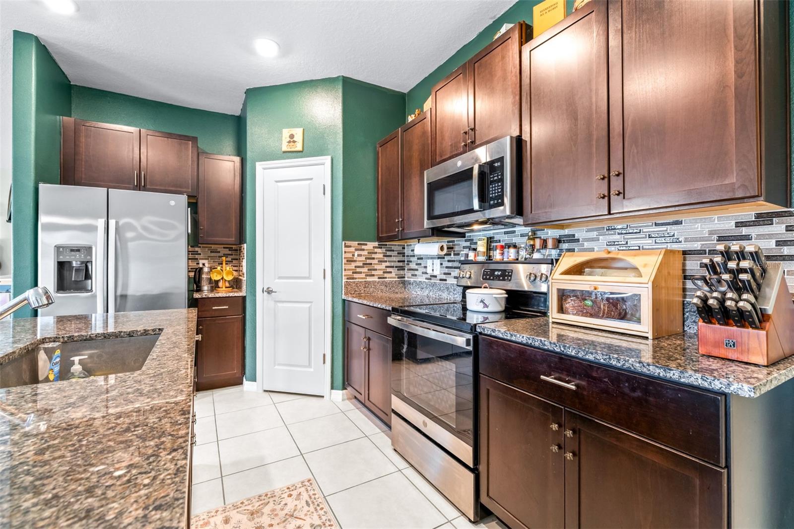 2702 RED EGRET DRIVE