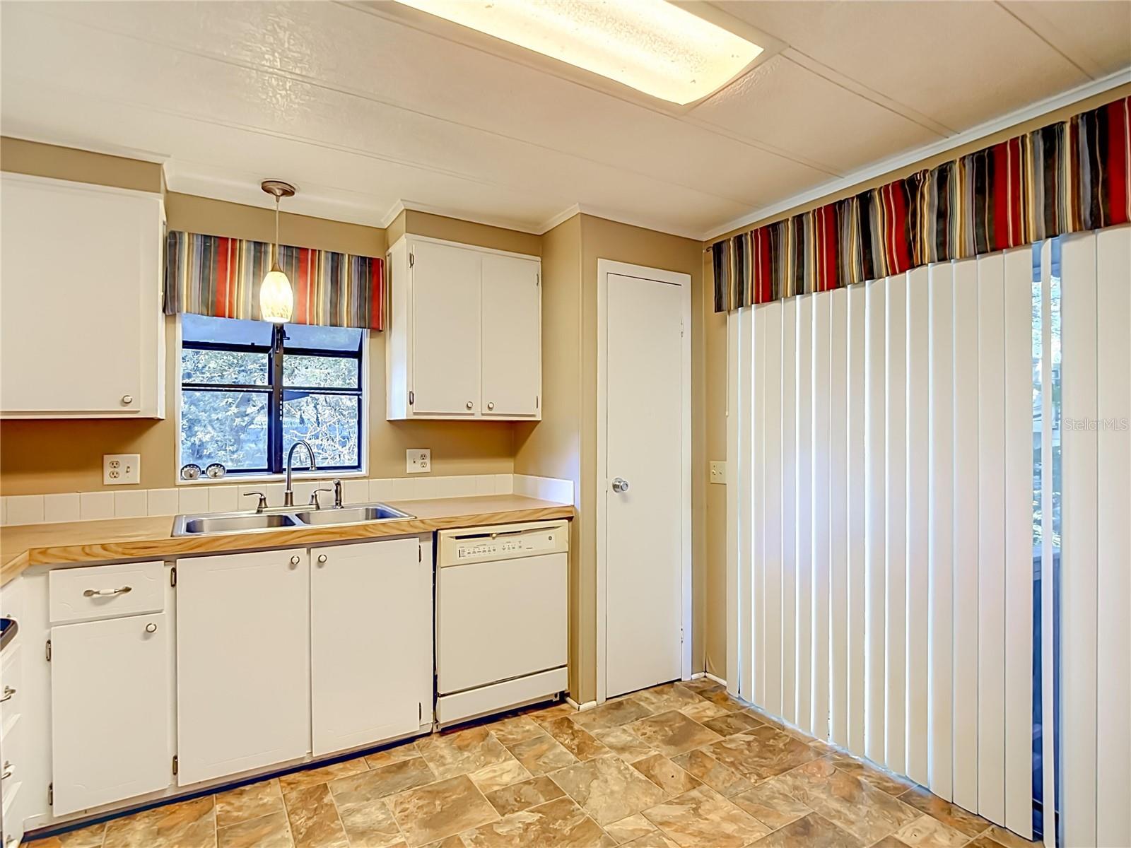CUNNINGHAM ESTATES - Residential