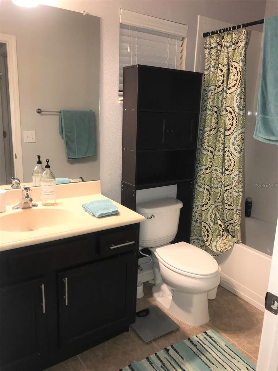 SOUTHTOWN PARK TWNHMS - Residential Lease