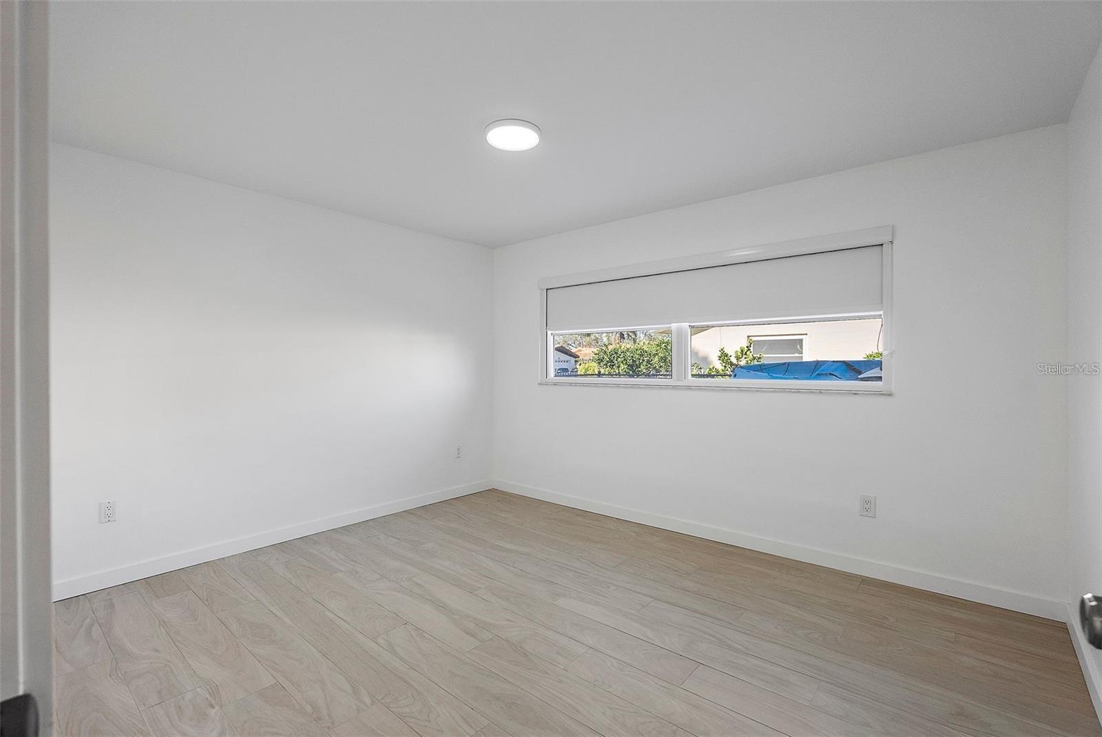 VENETIAN ISLES - Residential