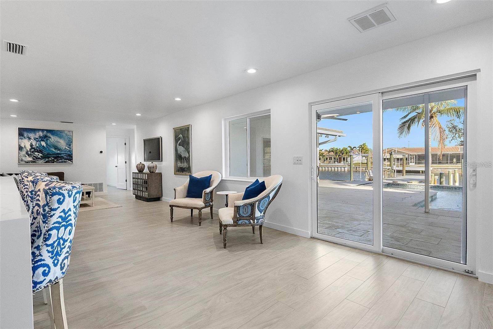 VENETIAN ISLES - Residential