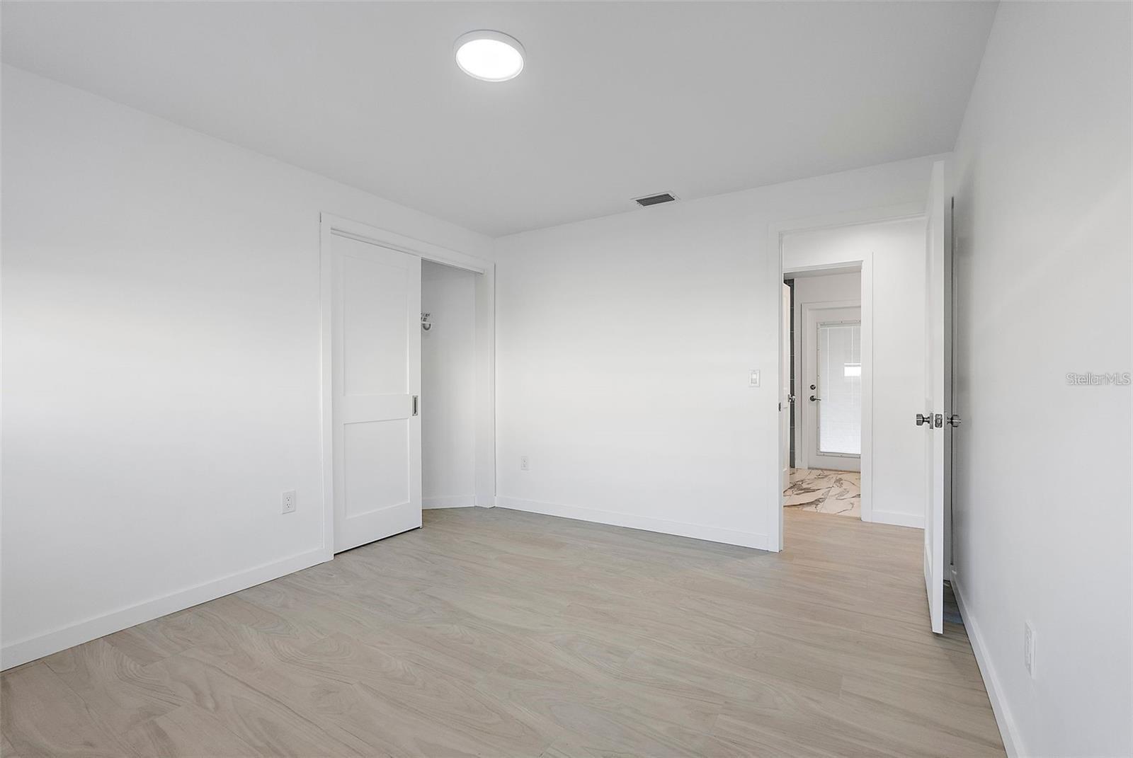 VENETIAN ISLES - Residential