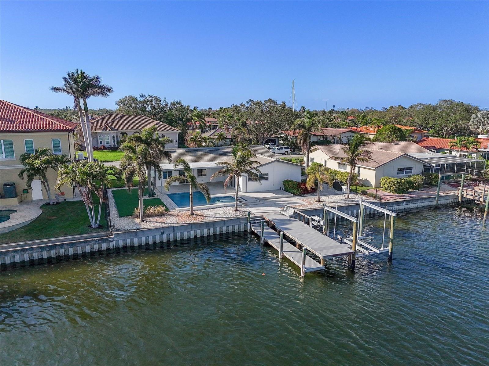 VENETIAN ISLES - Residential