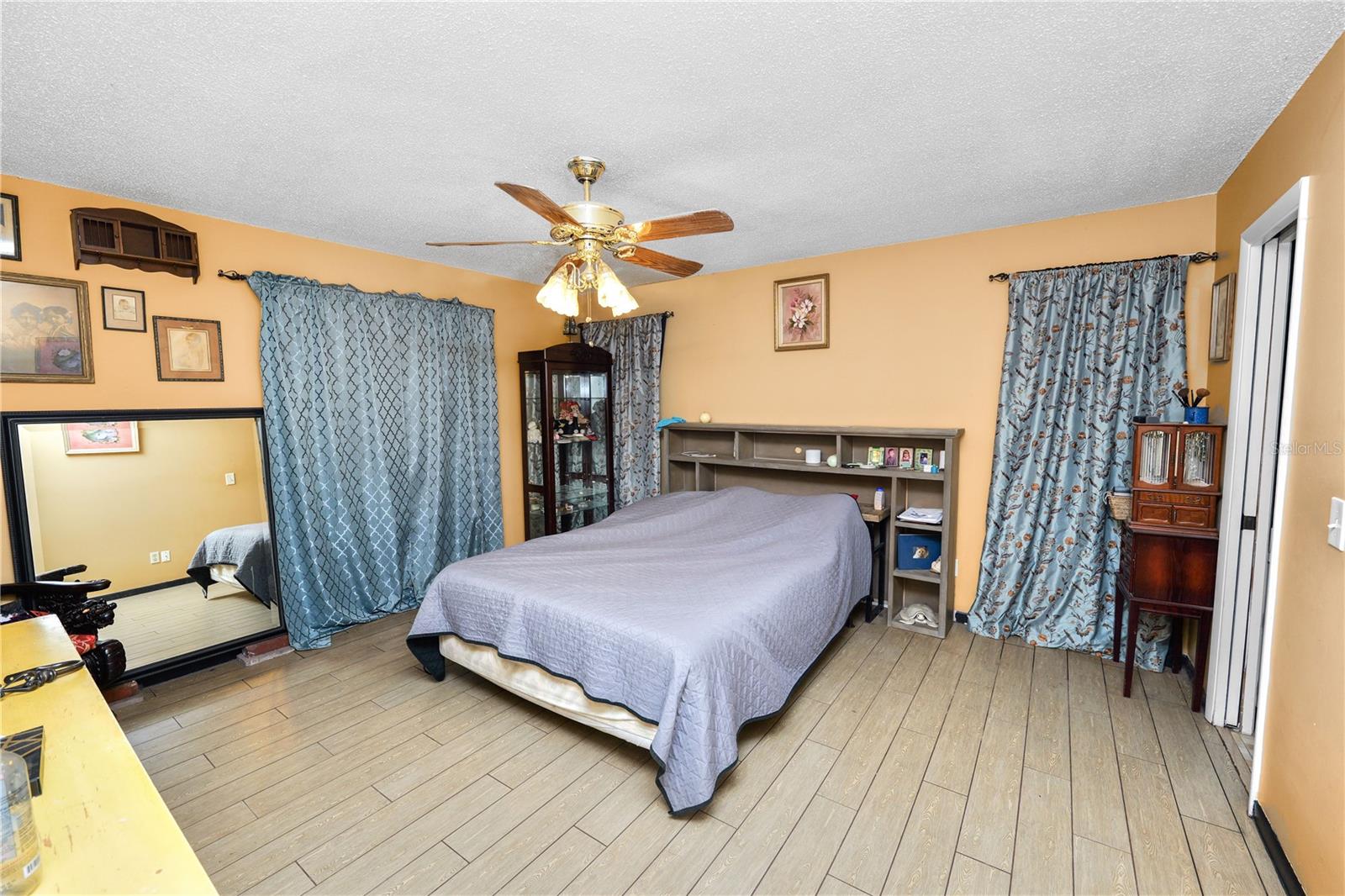 PINE LAKE - Residential