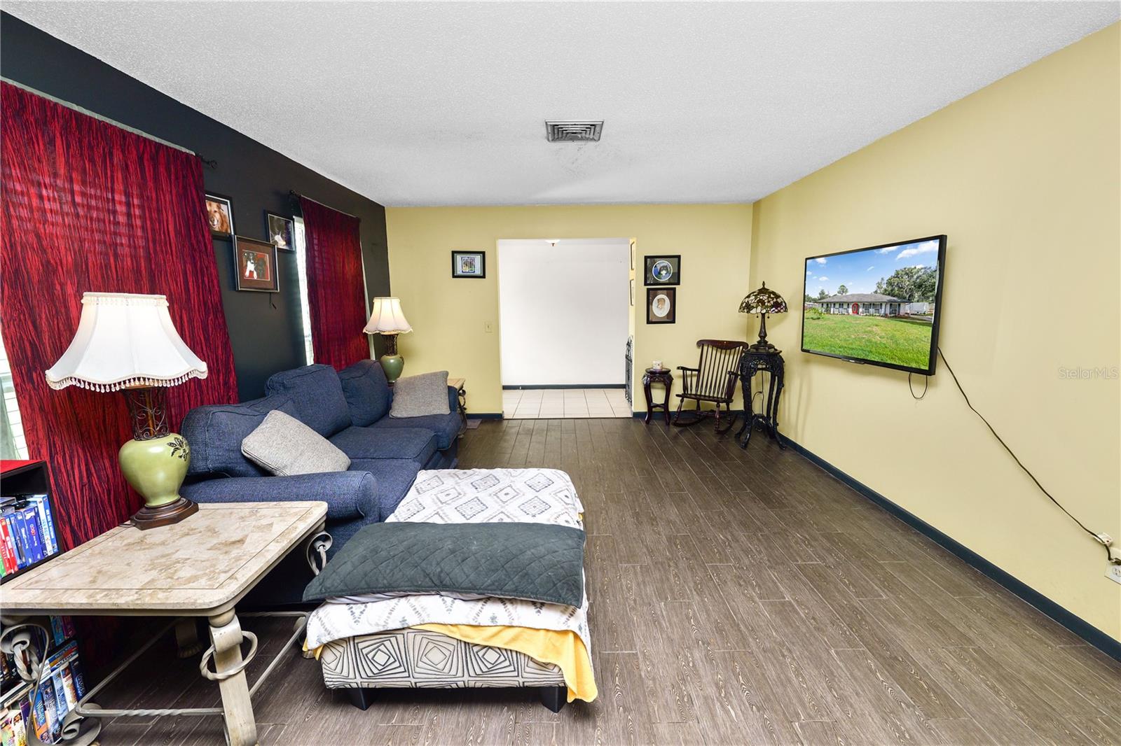 PINE LAKE - Residential