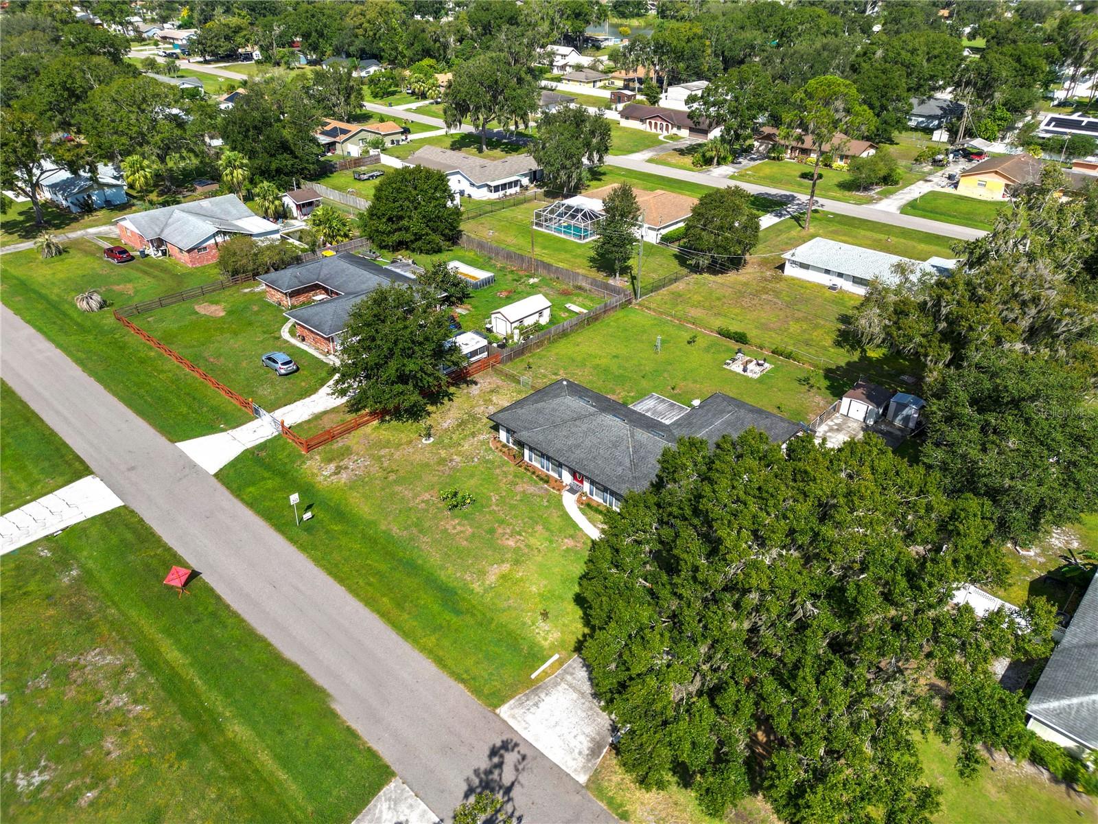 PINE LAKE - Residential