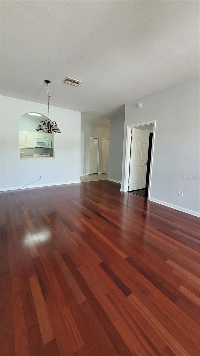 GOLFVIEW AT HUNTERS CREEK PH 01 - Residential Lease