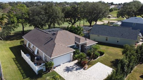 Photo of 1646 Dunes Court, Haines City, FL 33844 (MLS # S5135126)