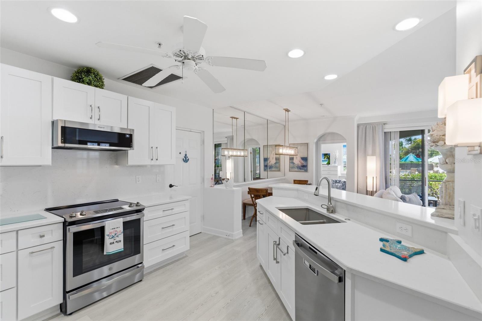 EMERALD ISLE CONDO - Residential