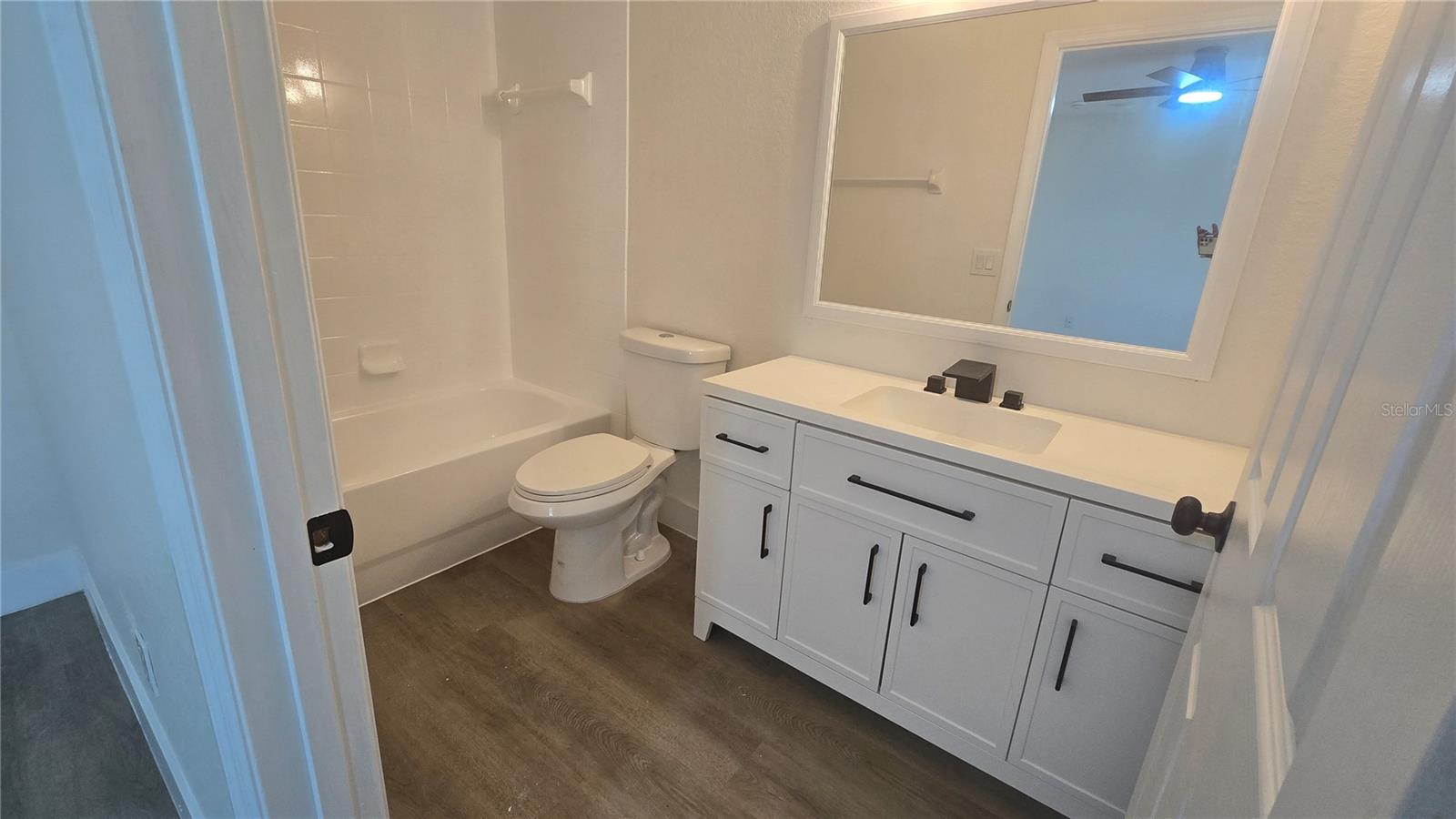 HOLLY STREET SUB - Residential