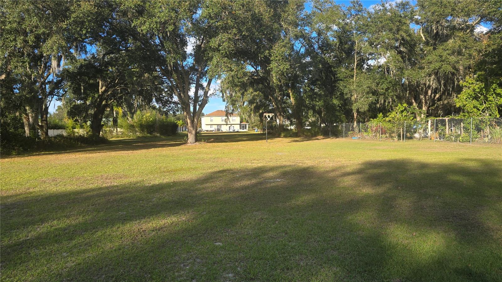 HOLLY STREET SUB - Residential