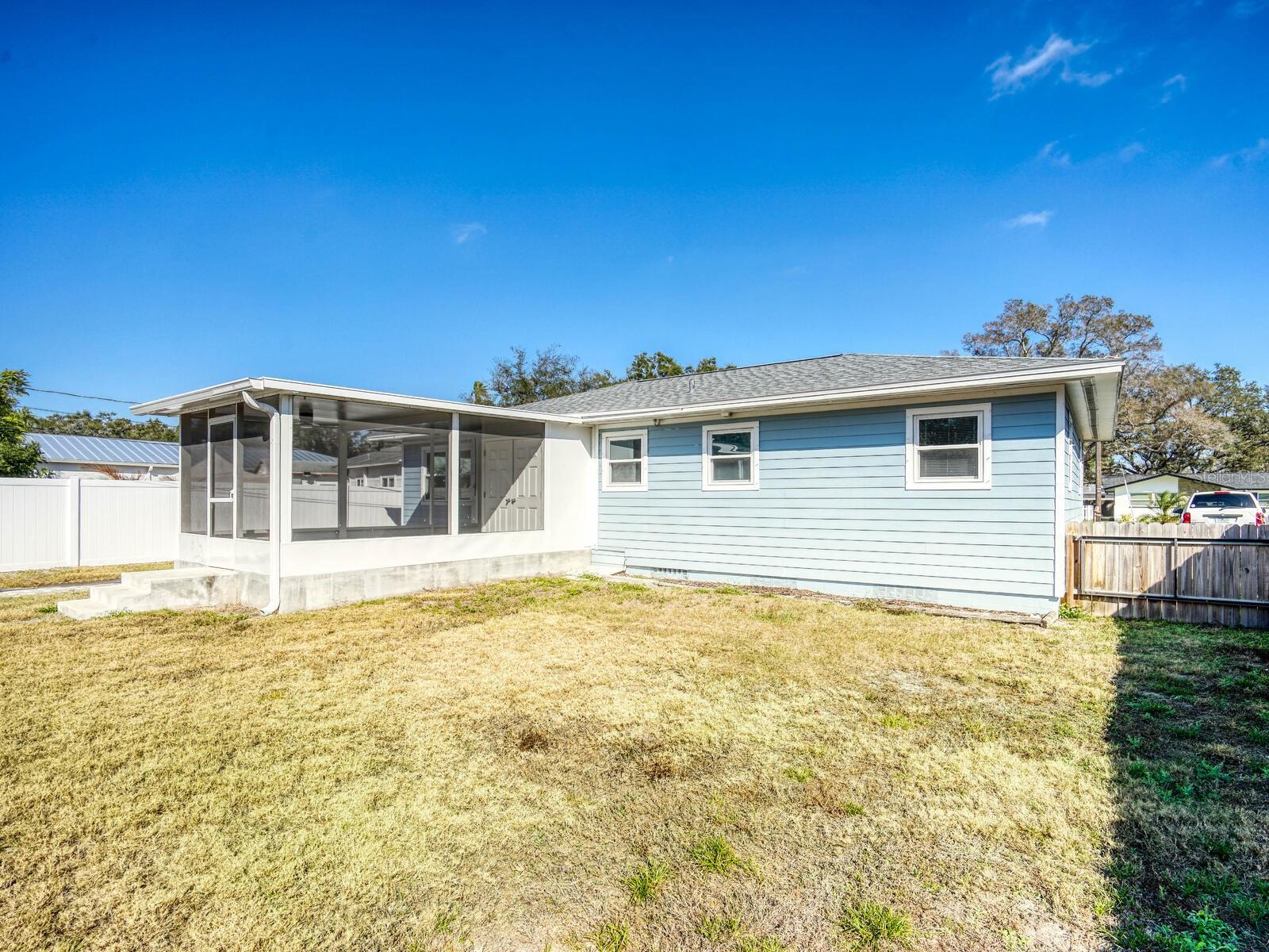 DUNEDIN ISLES COUNTRY CLUB - Residential