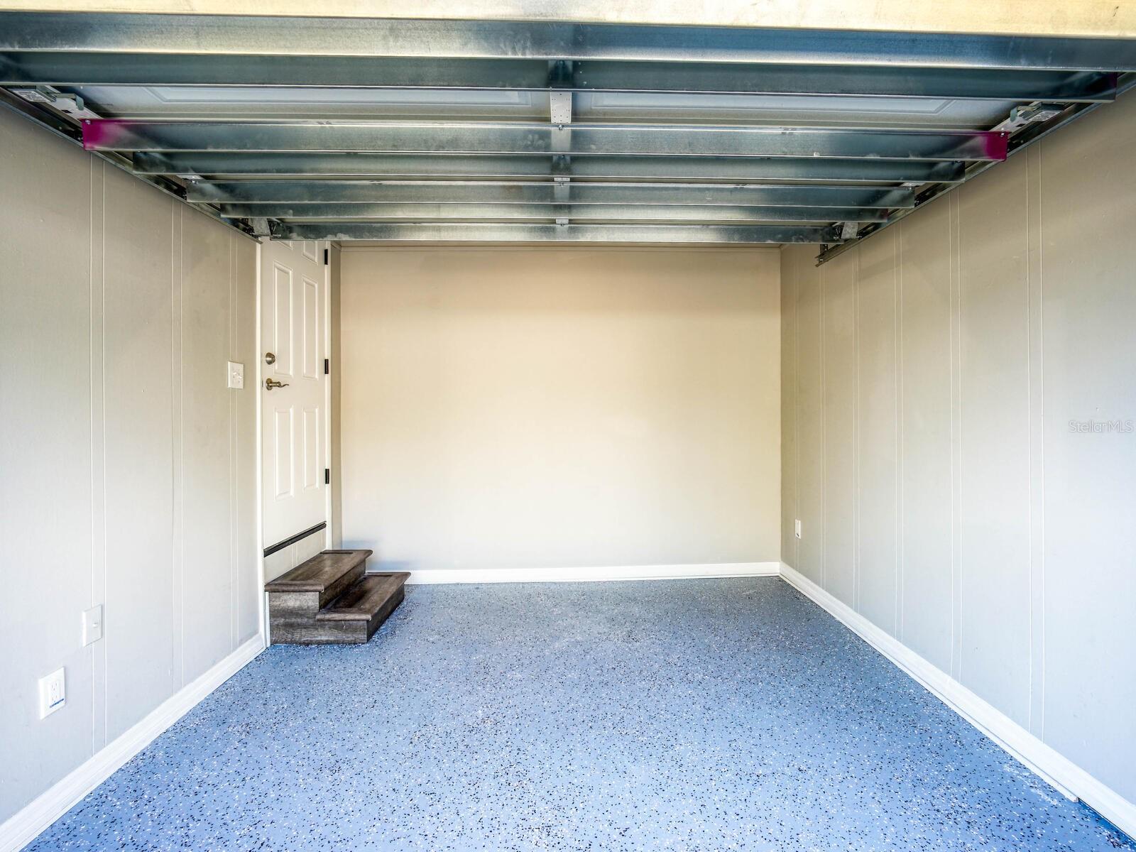 DUNEDIN ISLES COUNTRY CLUB - Residential