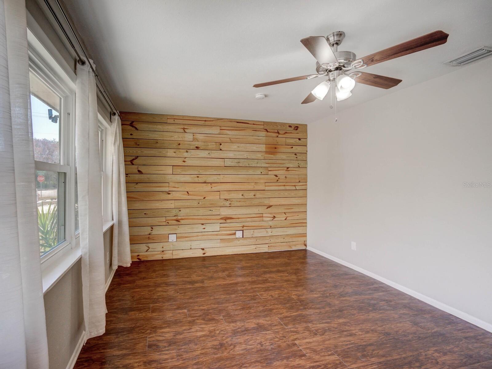 DUNEDIN ISLES COUNTRY CLUB - Residential